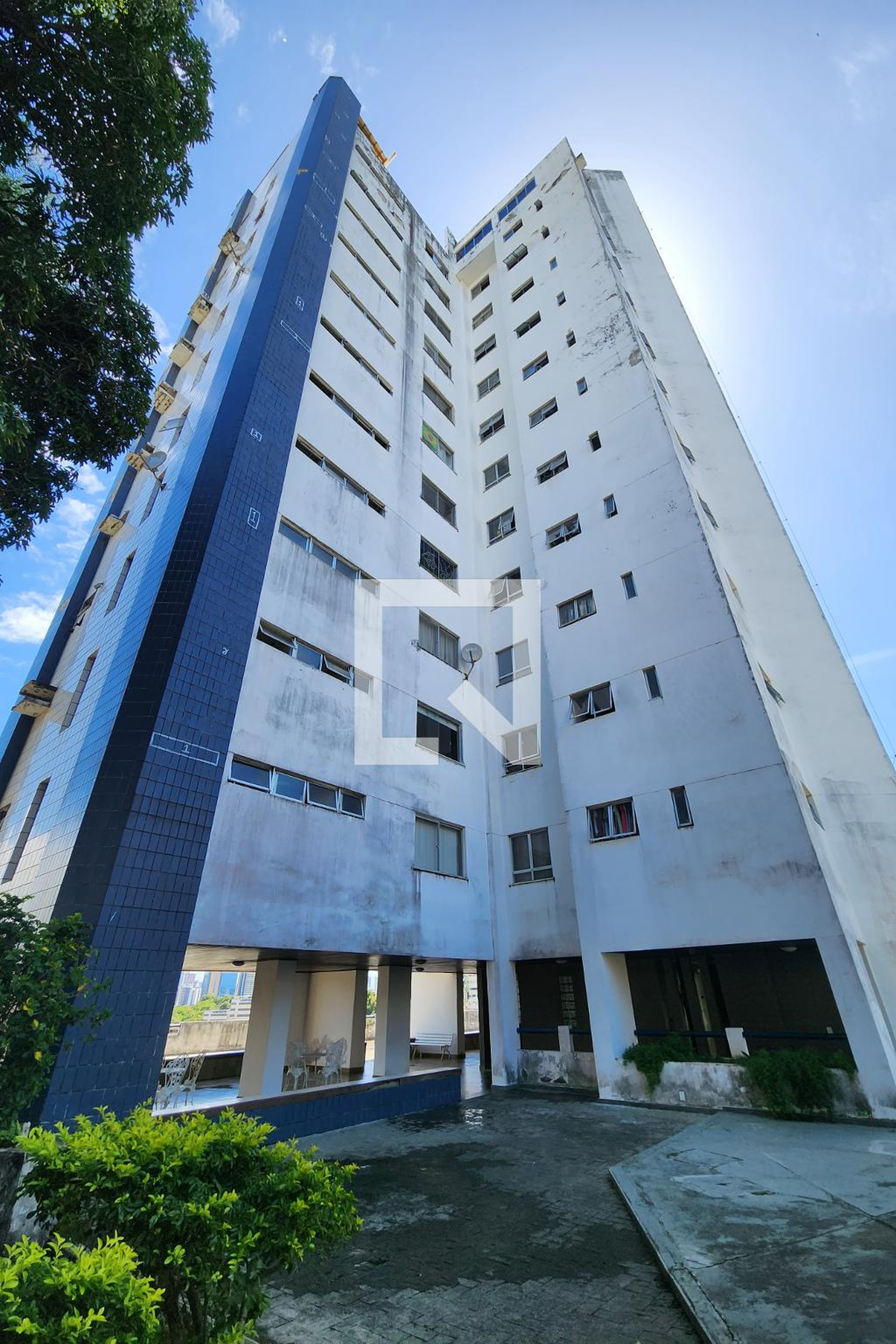 Fachada do Prédio Condomínio em Ladeira da Cruz da Redenção, 507