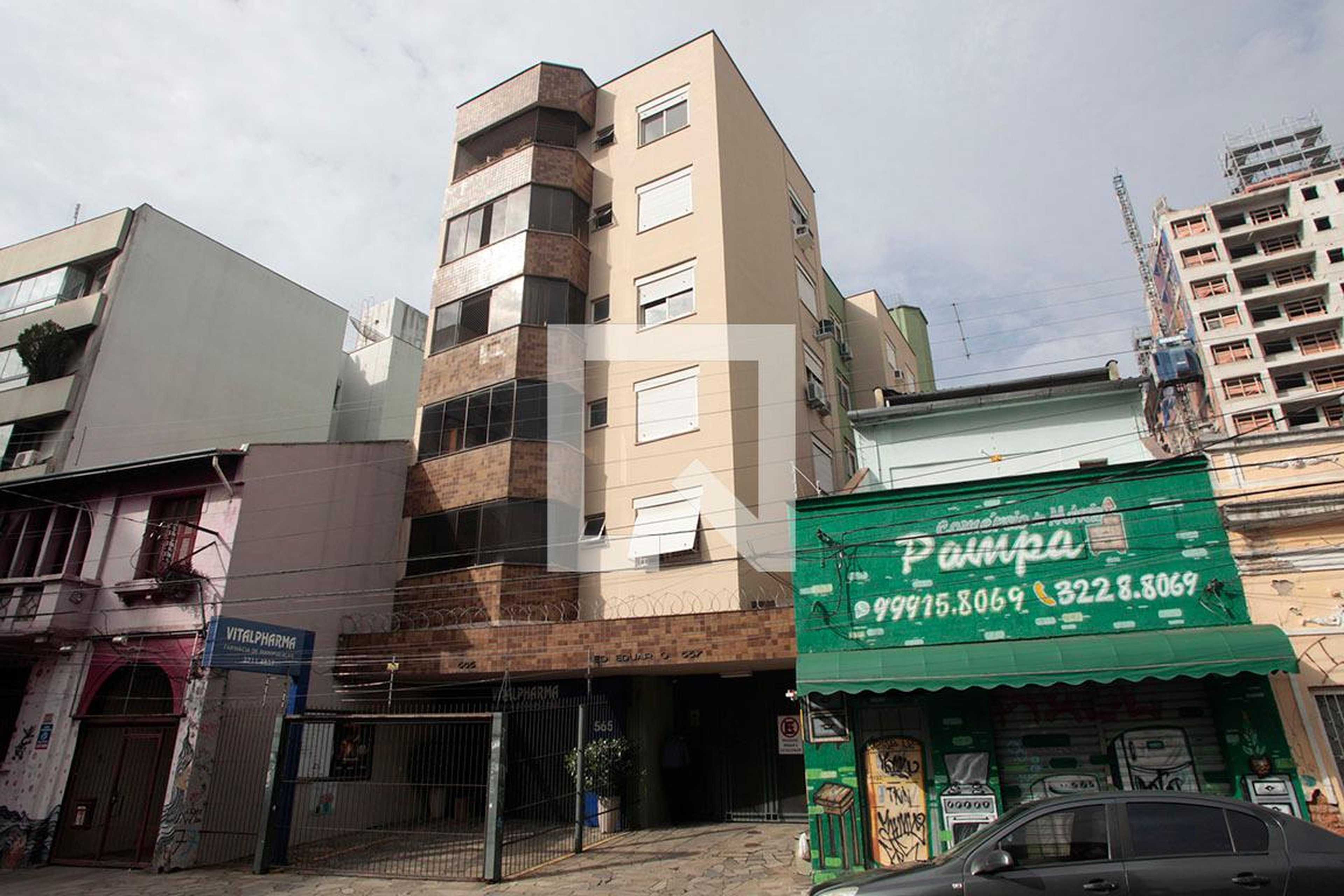 Fachada Condomínio em Rua José do Patrocínio, 557