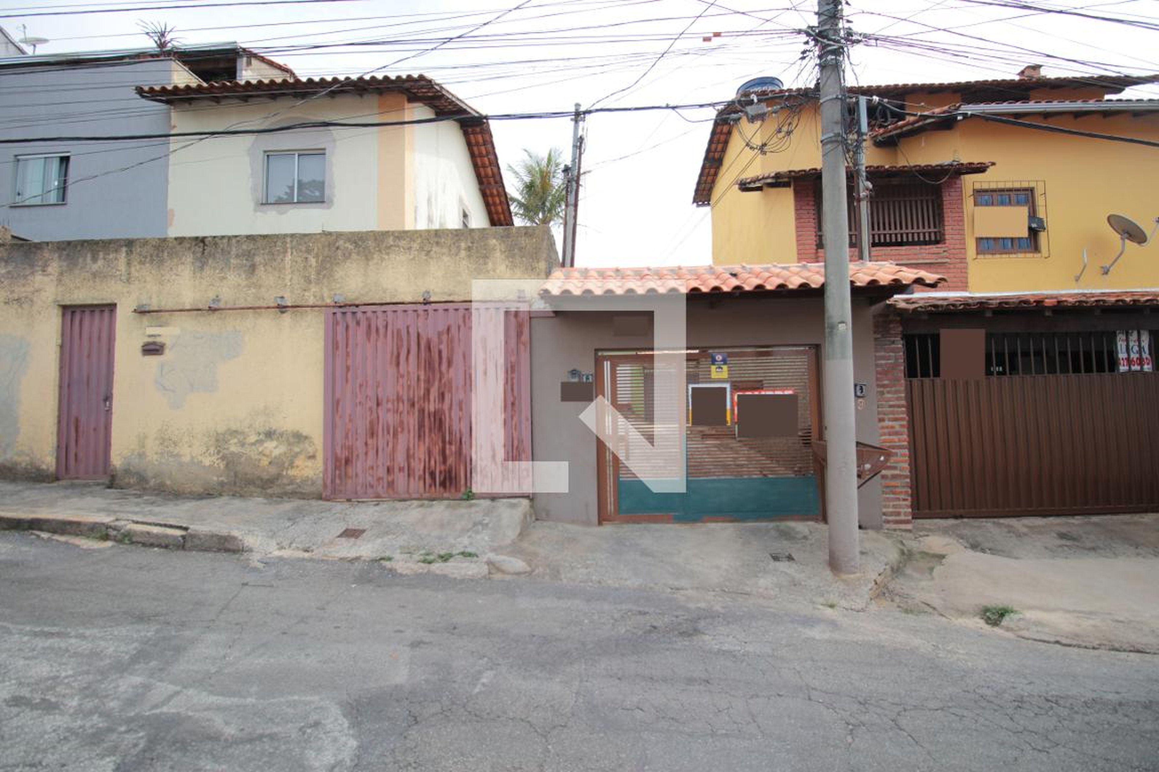 Fachada Condomínio em Rua Roma, 588