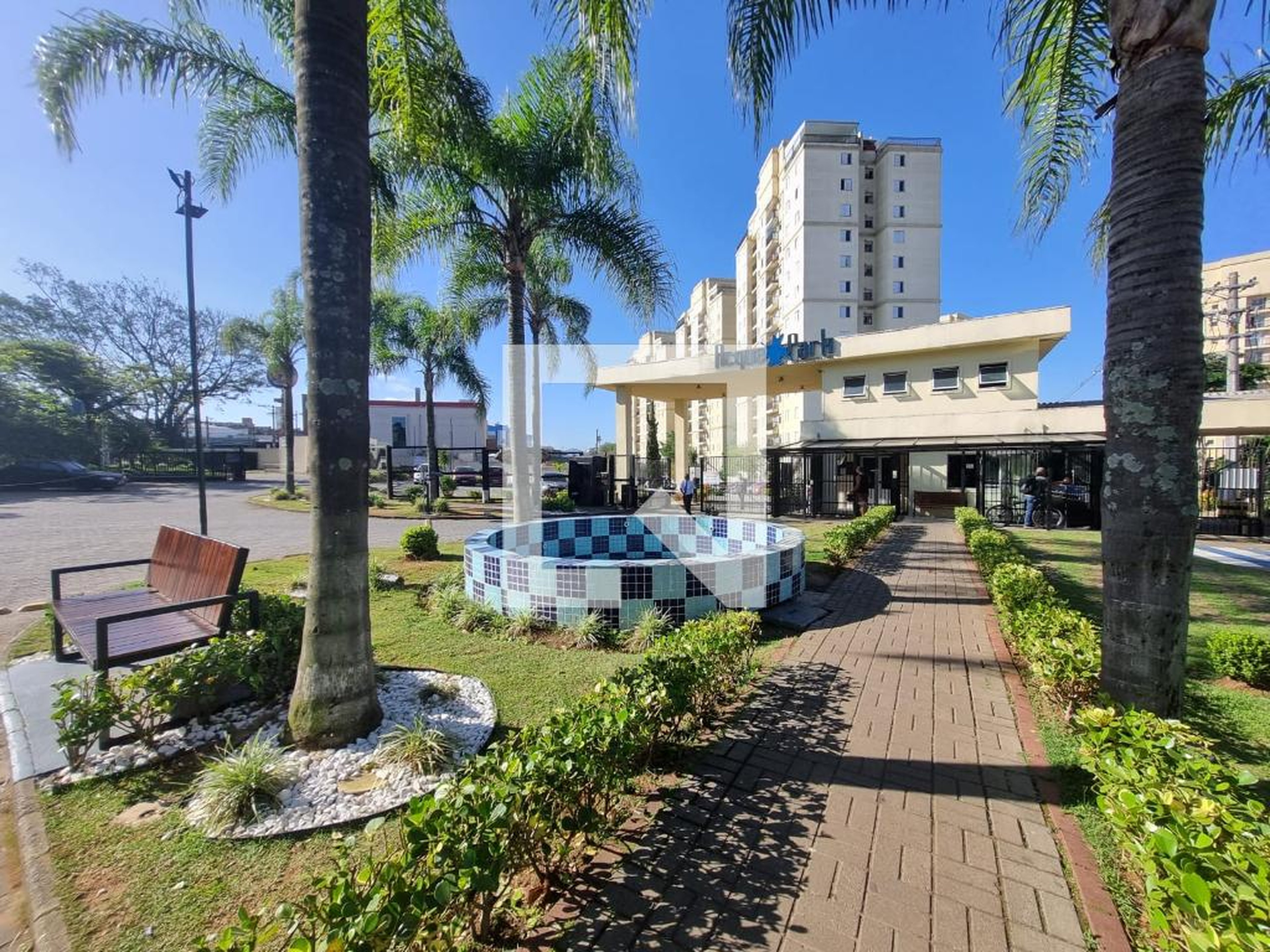 Fachada do Condomínio Condomínio em Estrada Presidente Juscelino Kubitschek de Oliveira, 3000