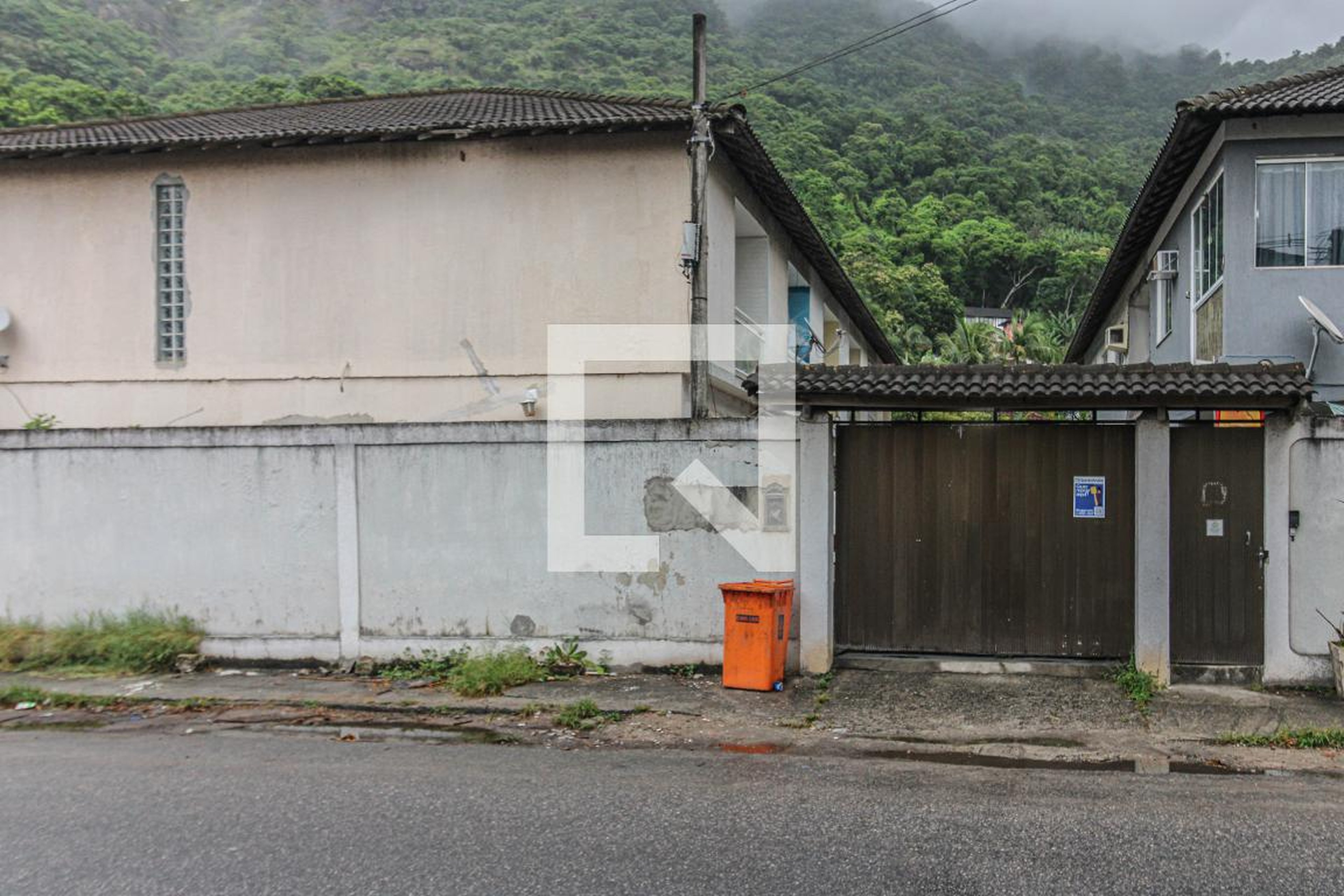 Fachada Condomínio em Estrada do Pontal, 3906