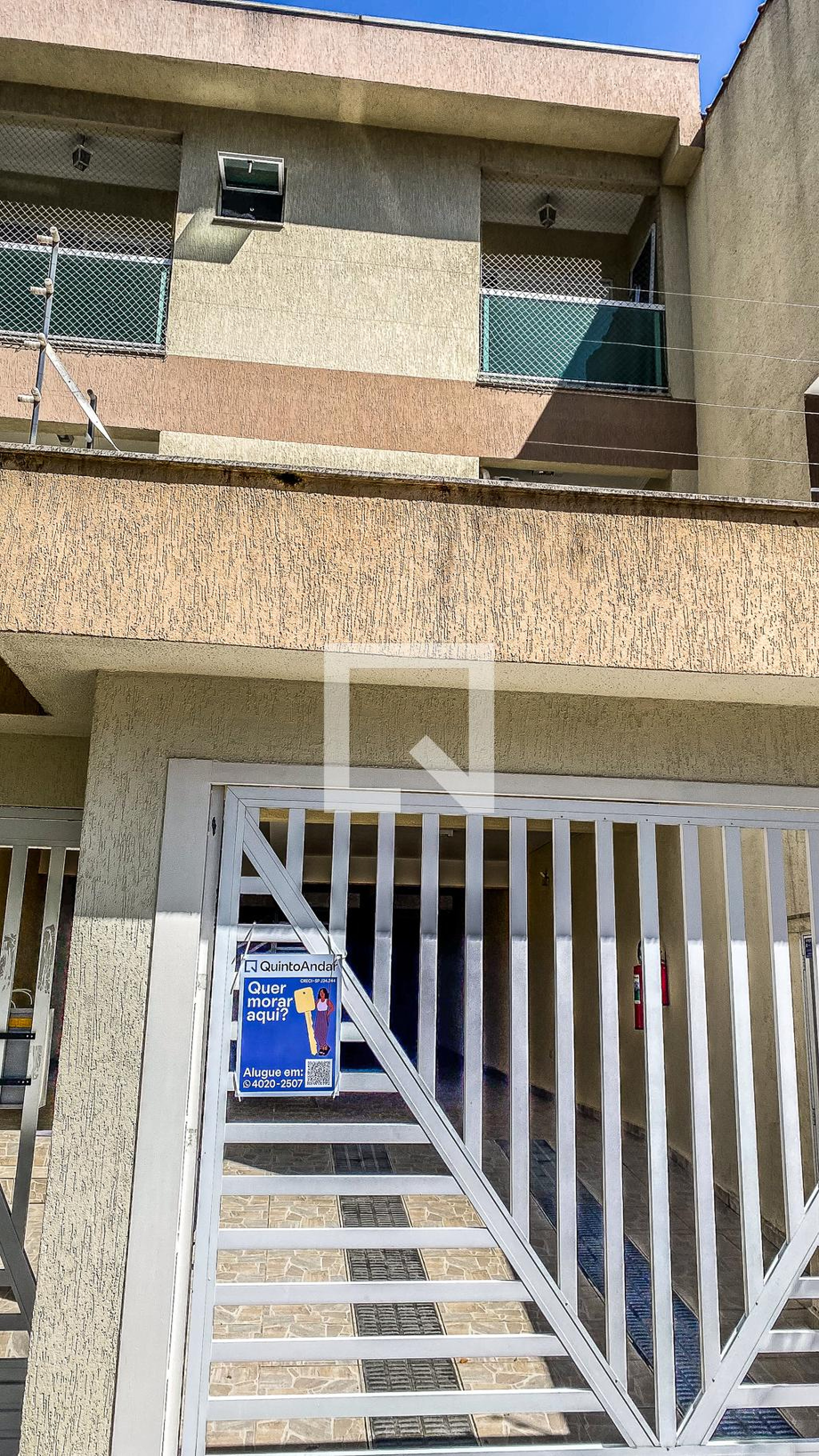 Fachada Condomínio em Rua Andradina, 129