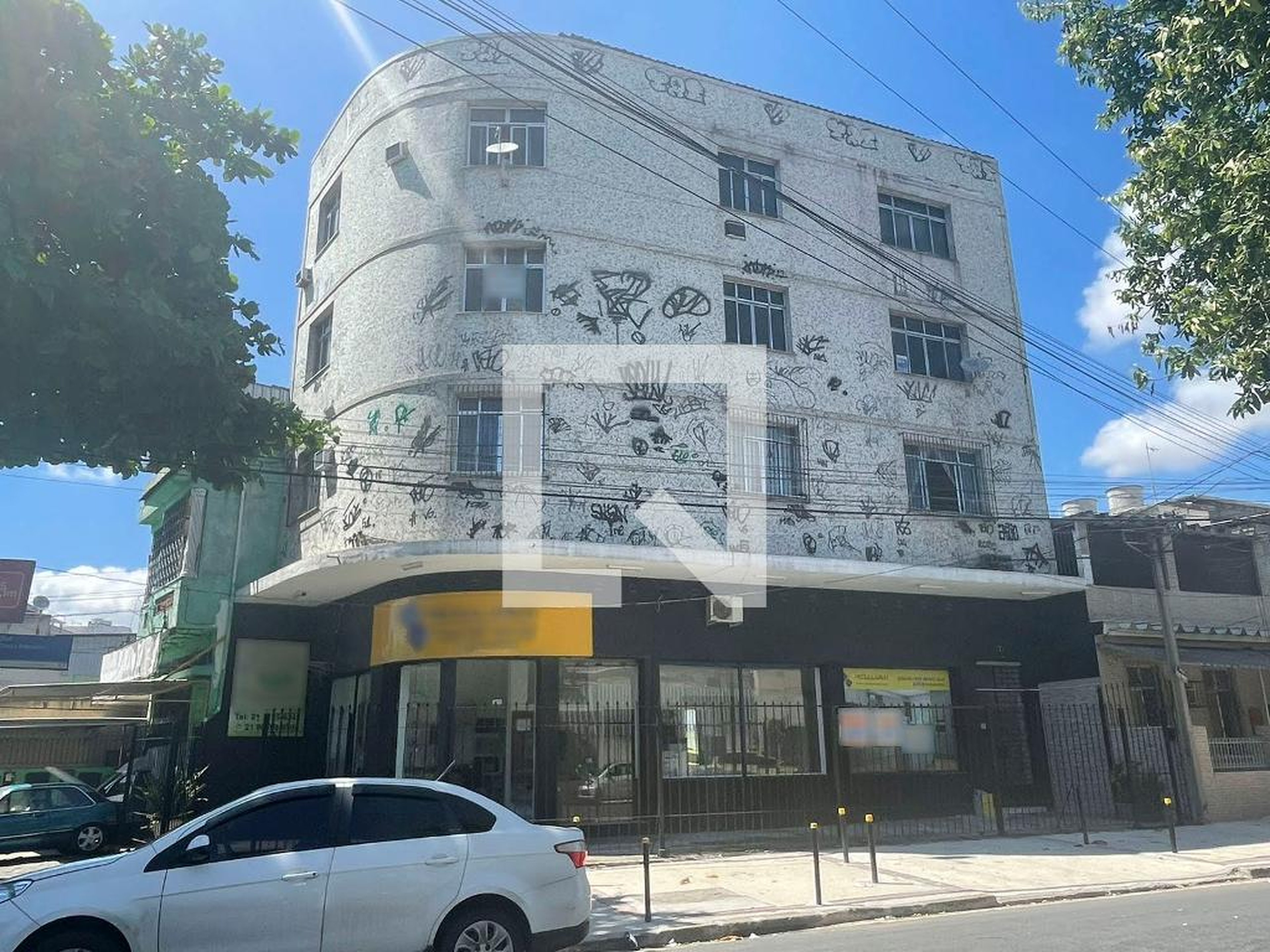 Fachada Condomínio em Rua Costa Mendes, 7