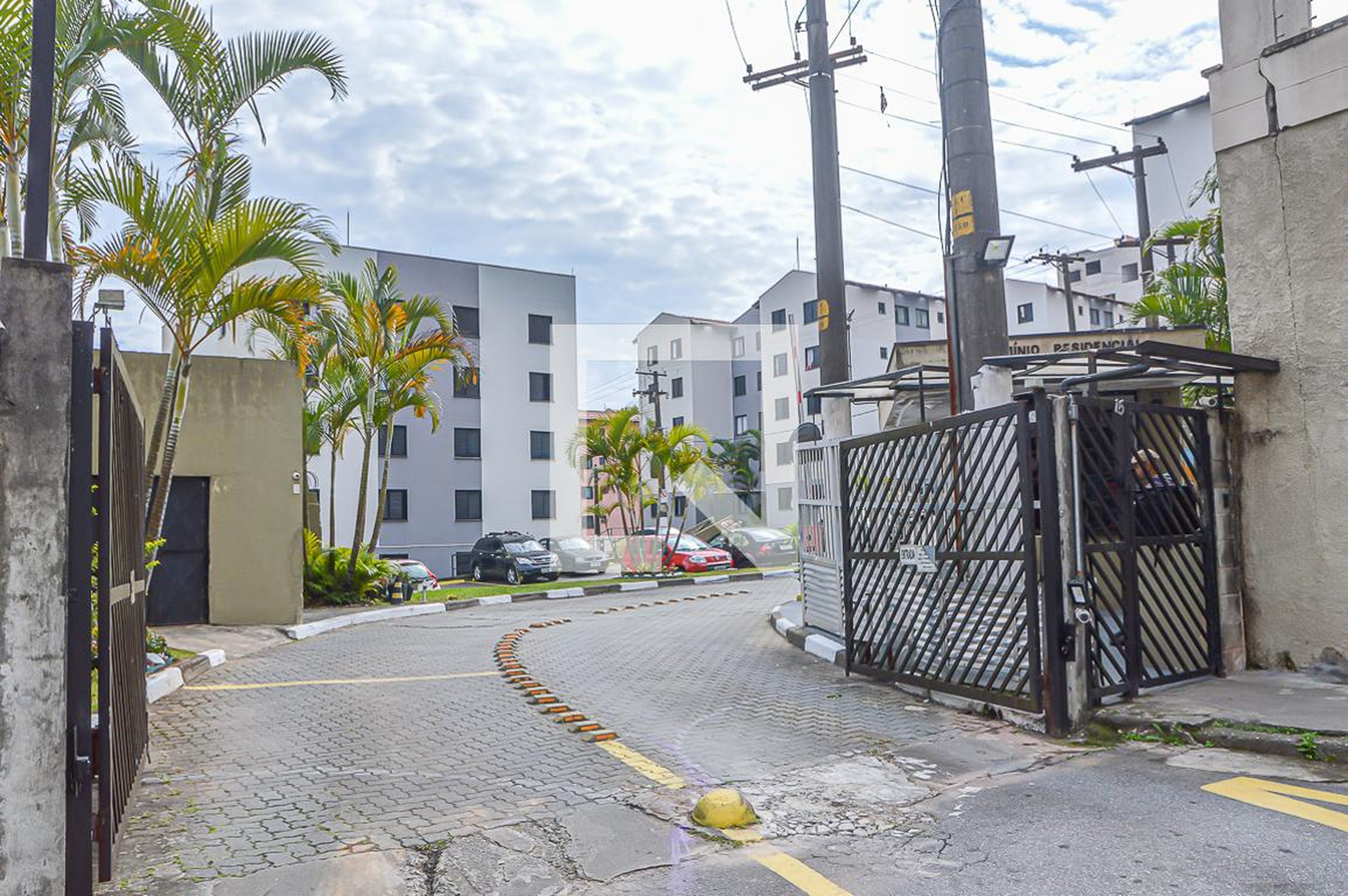 Fachada Condomínio em Avenida Rotary, 15