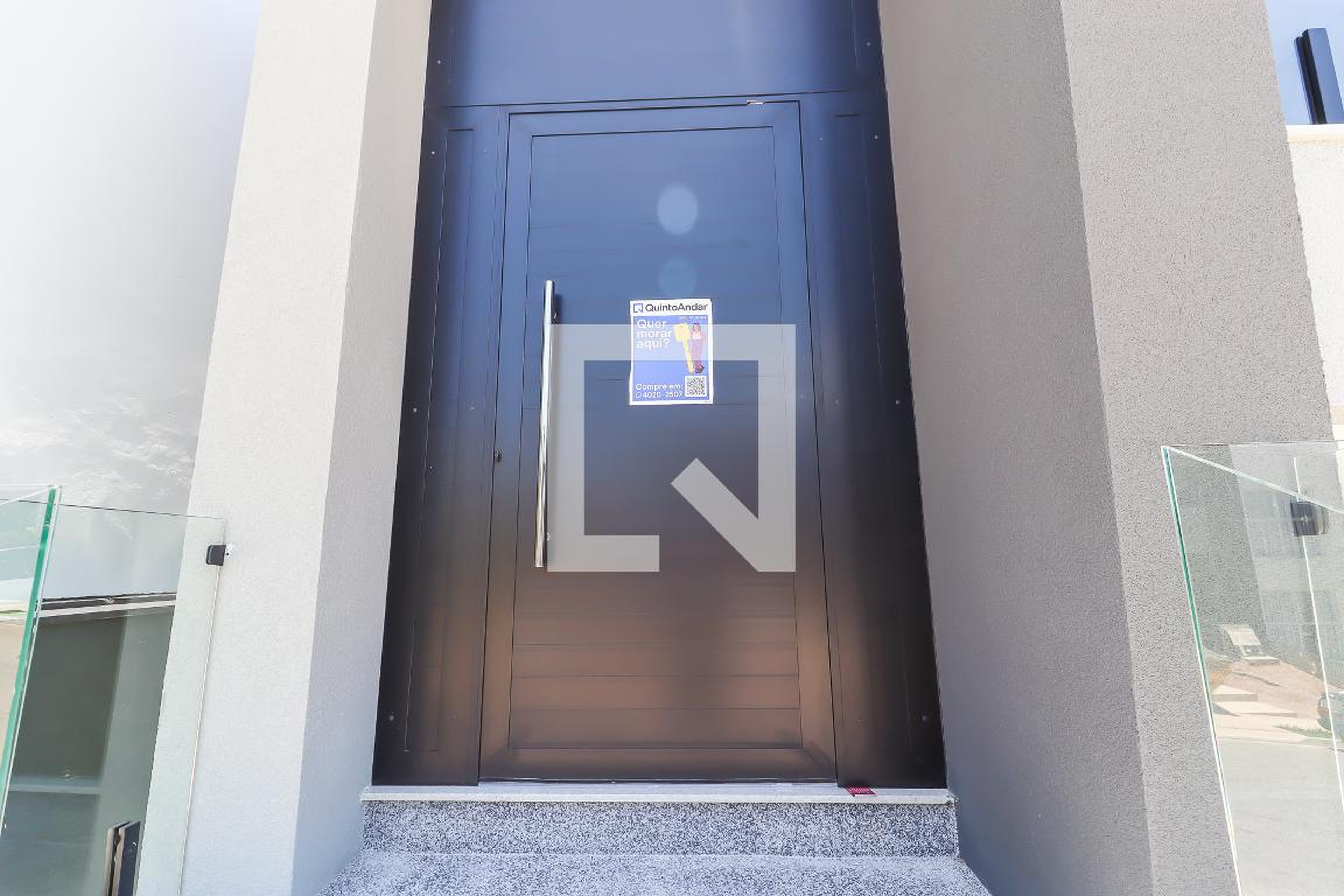 Fachada Condomínio em Rua Prof. Roberto Matsubara, 257