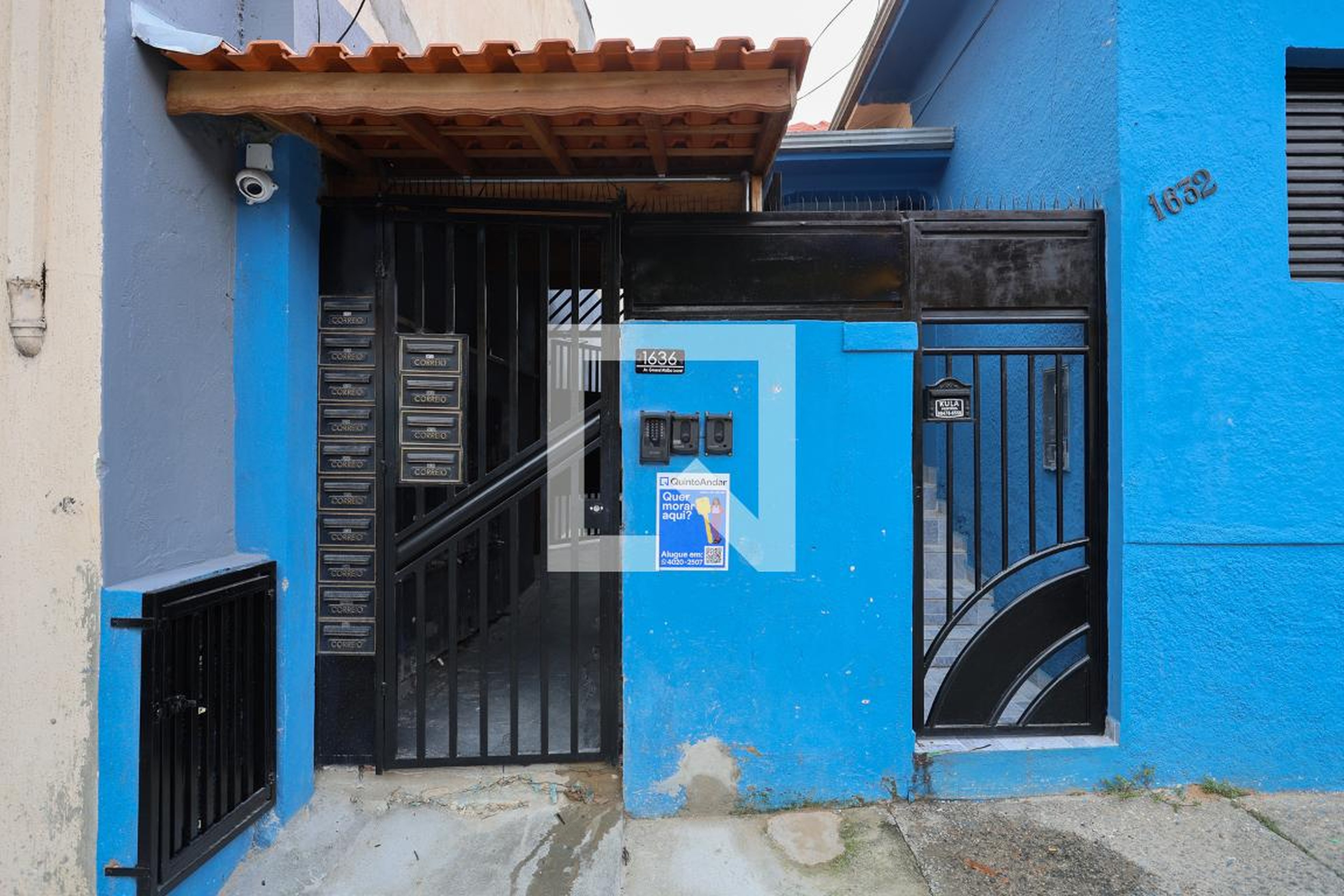 Fachada do condomínio Condomínio em Avenida General Ataliba Leonel, 1636