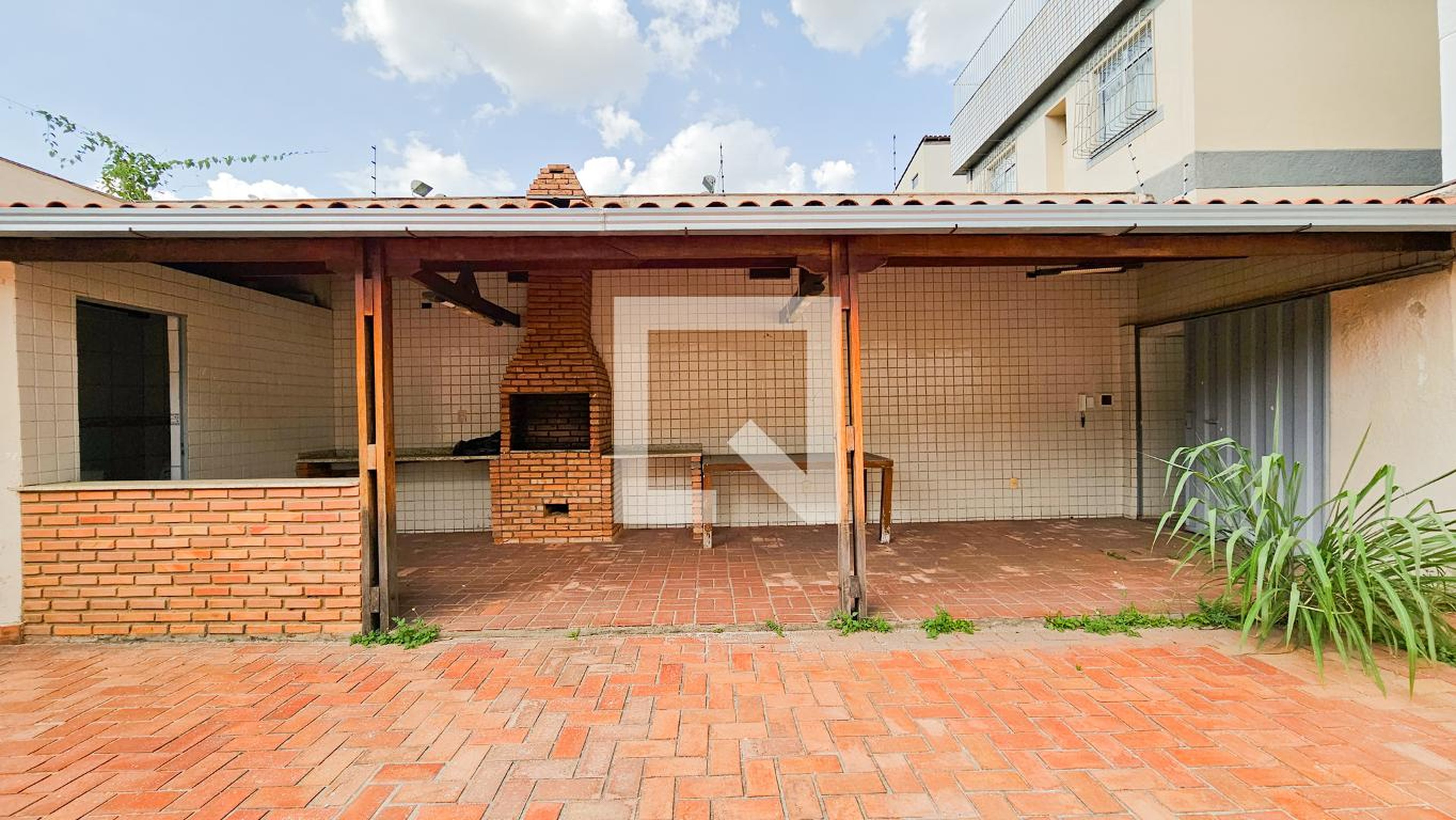 Churrasqueira Condomínio em Rua Delegado Álvaro Loureiro, 200