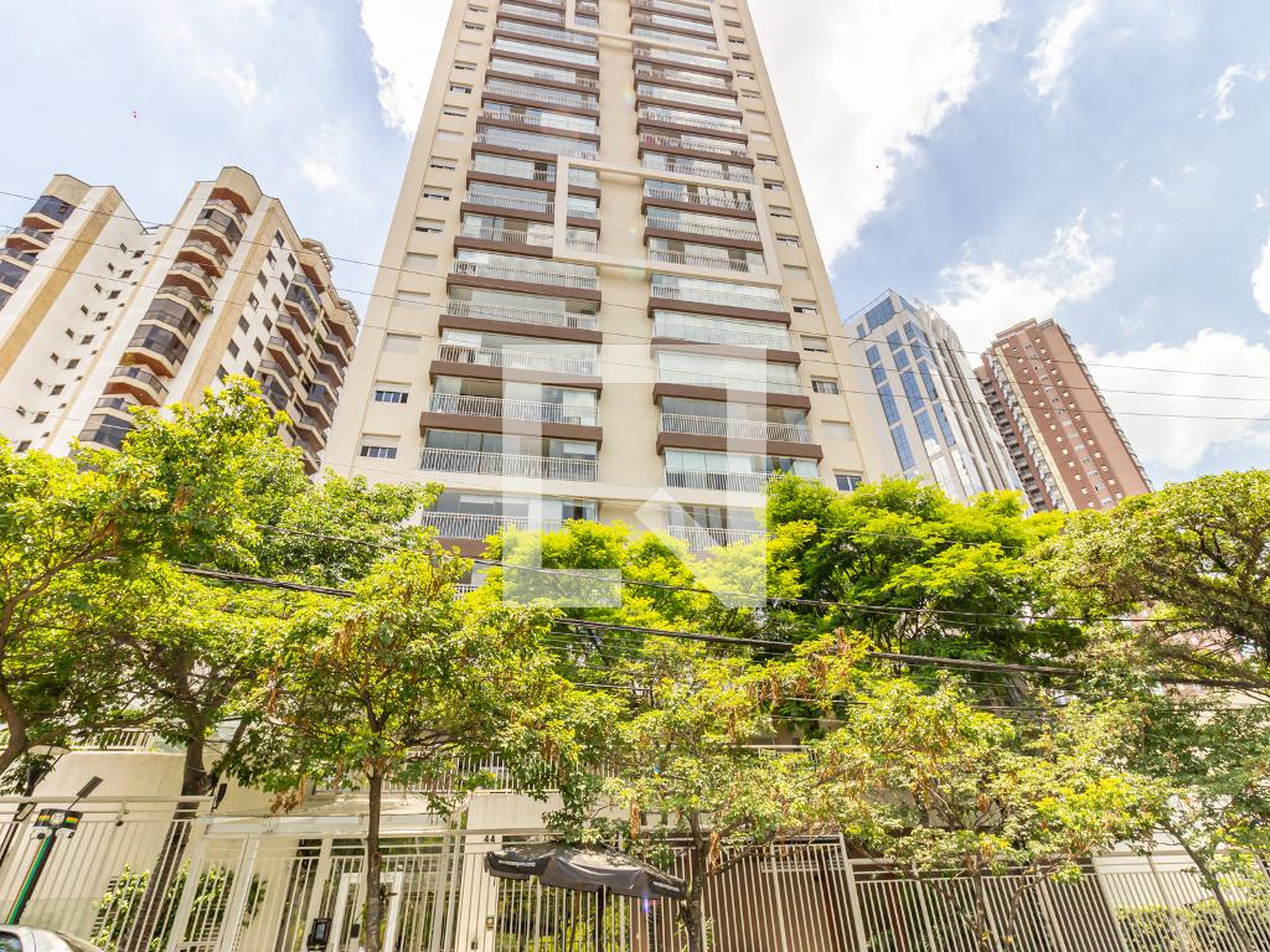 Fachada Condomínio Parque Anália Franco