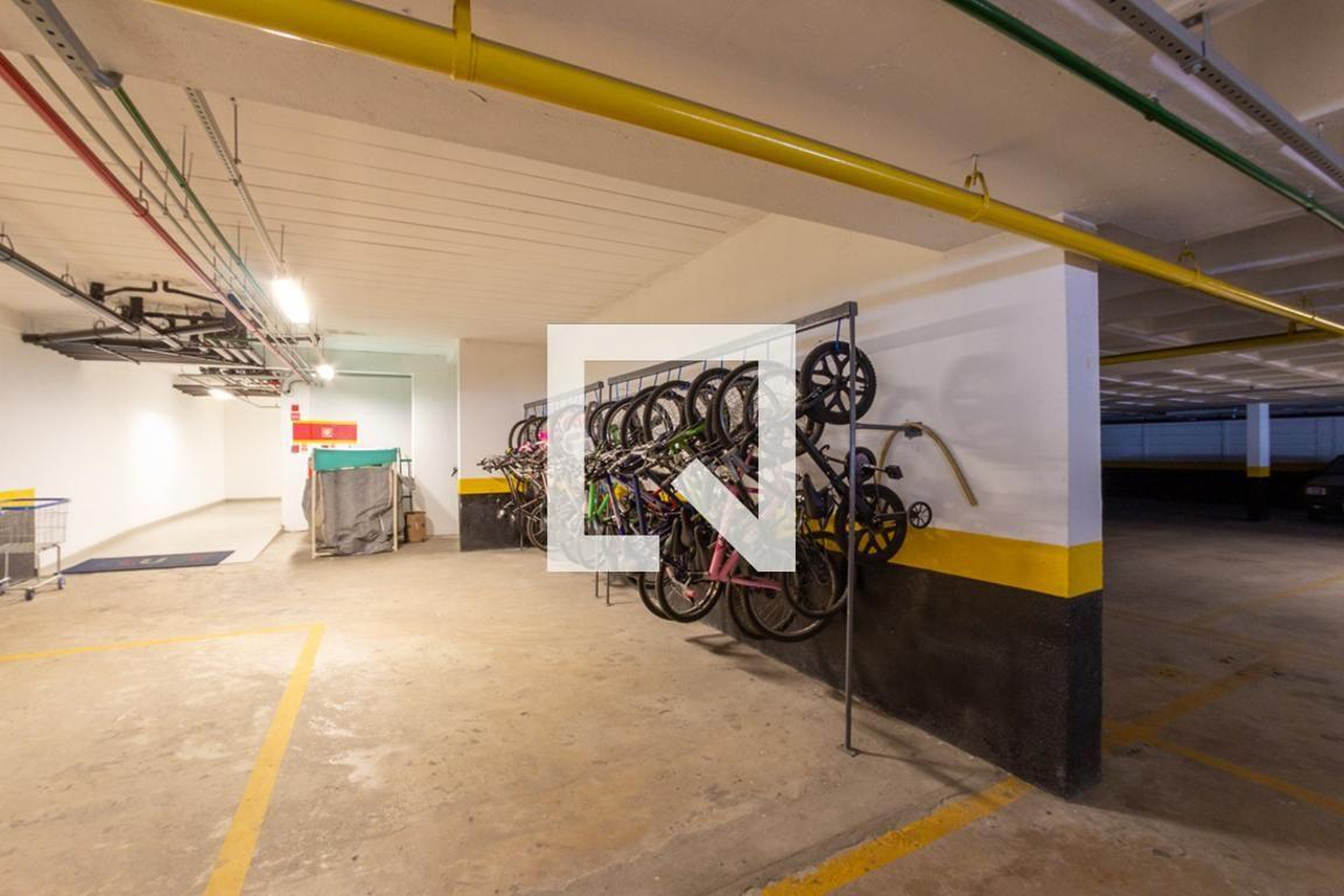 Bicicletário - Clube Residencial City Jaragua