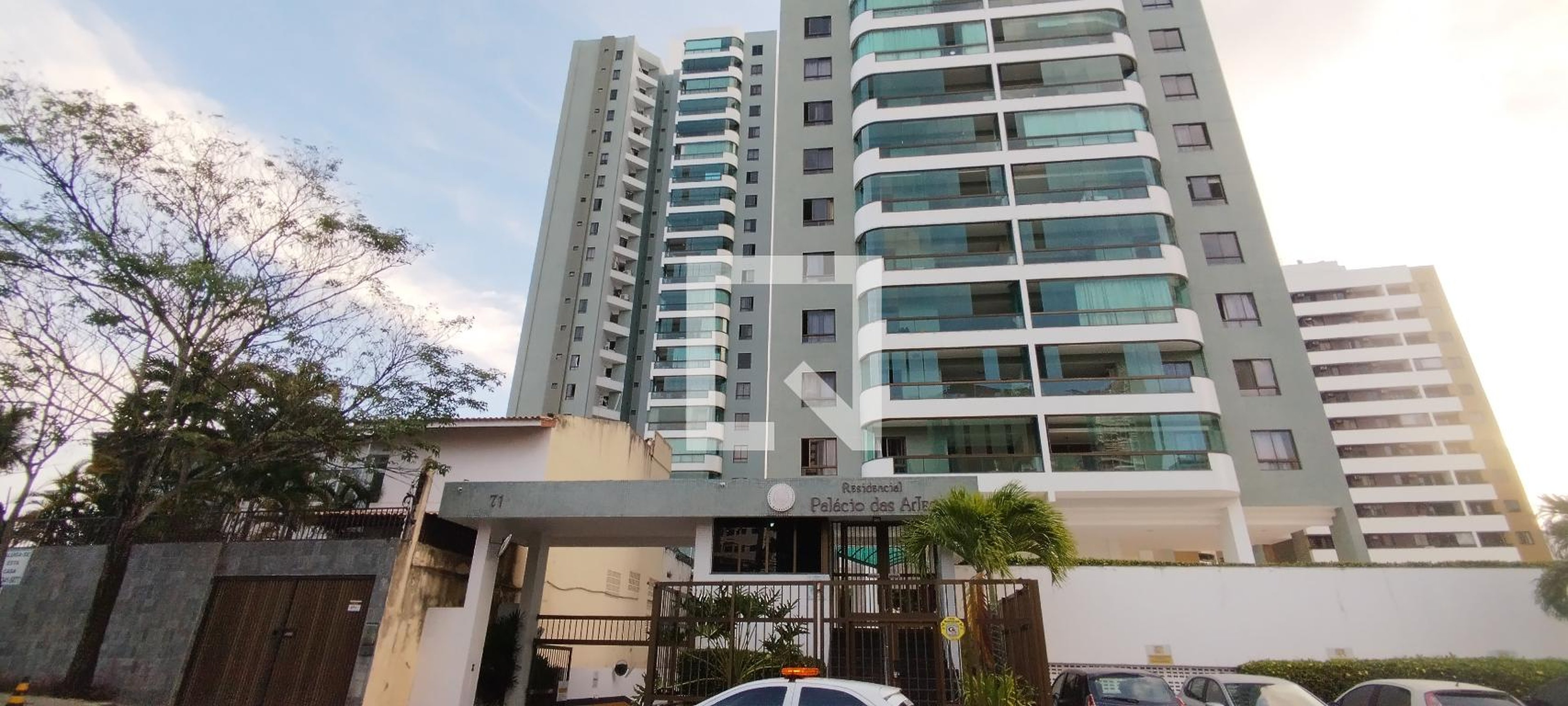 Fachada Residencial Palácio das Artes