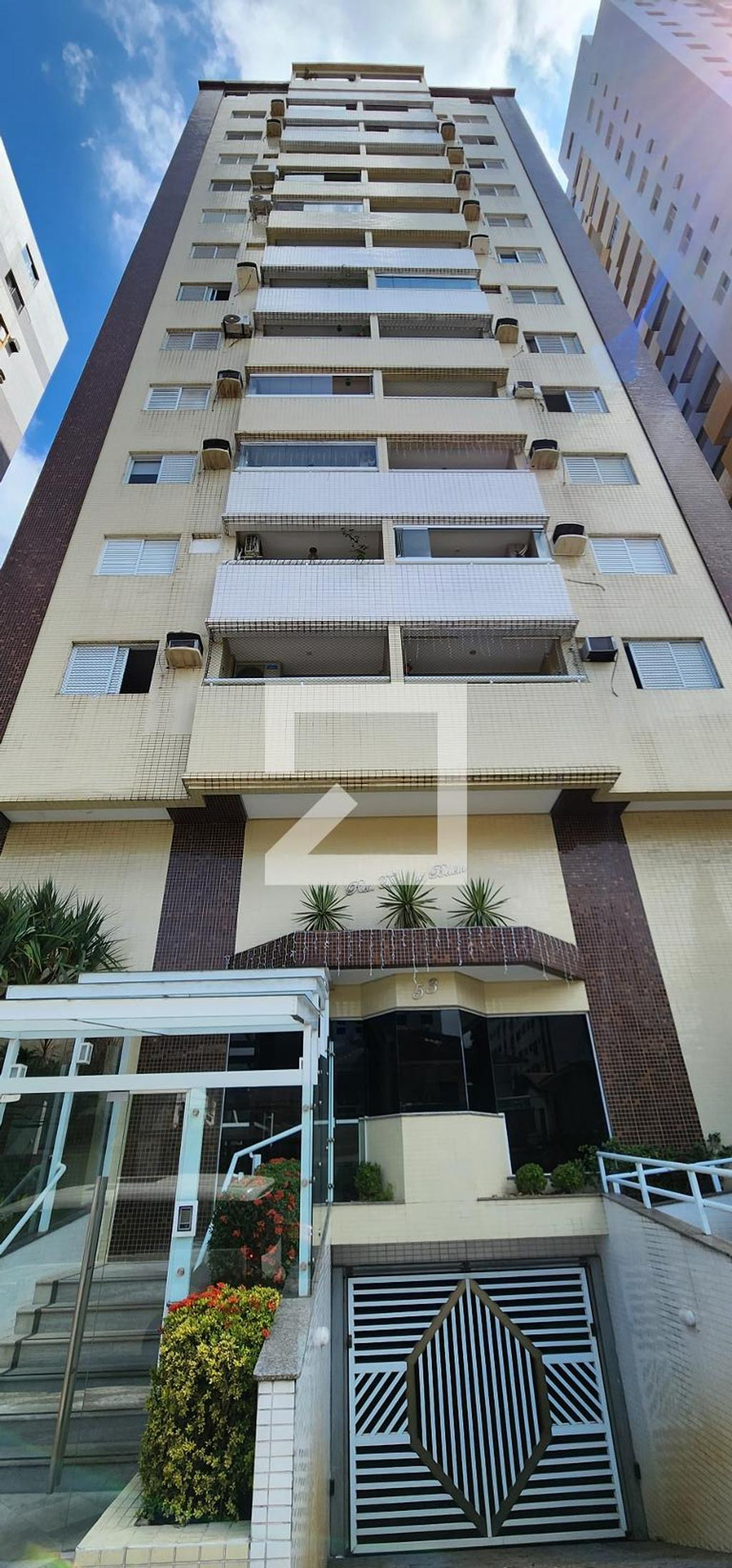 Fachada do Prédio Condomínio Torre de Belém