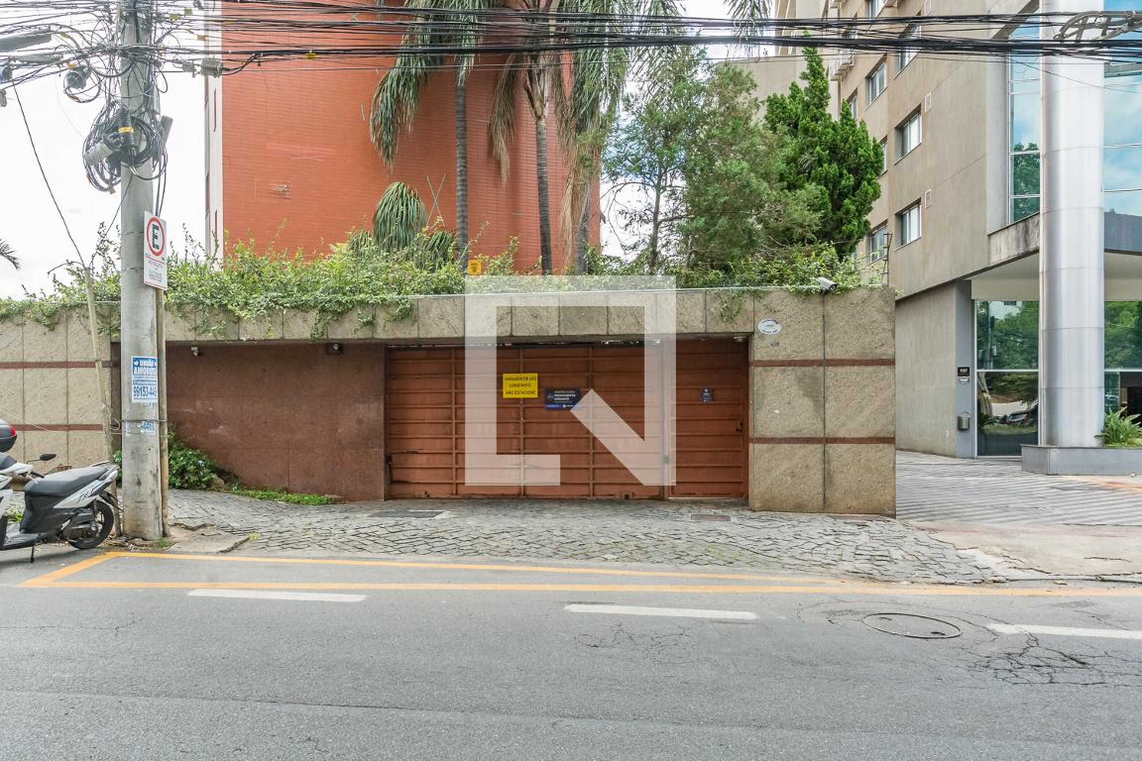 Fachada Condomínio Beverly Hills