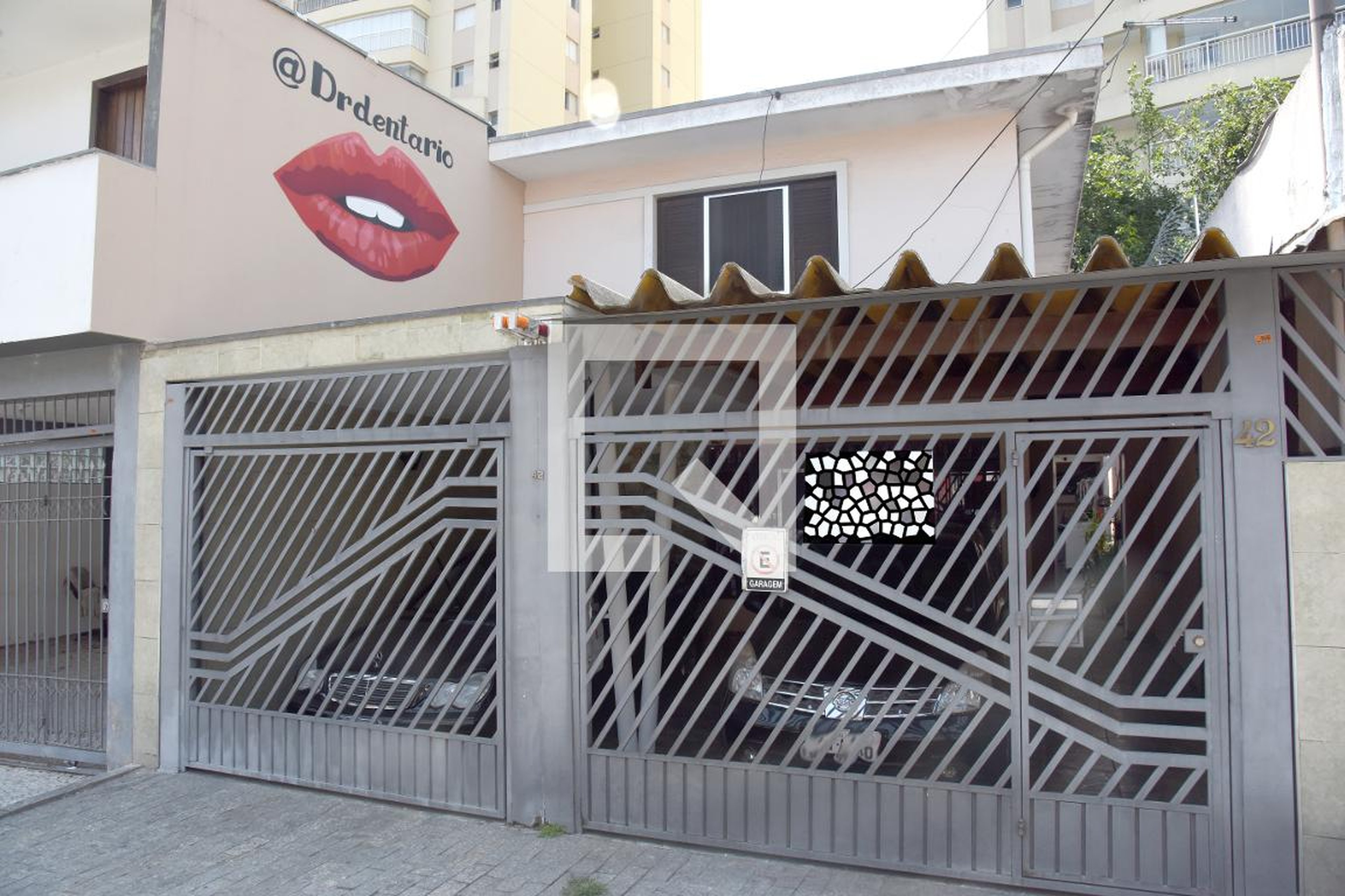 Fachada Condomínio em Rua Marcelino Zonta, 42