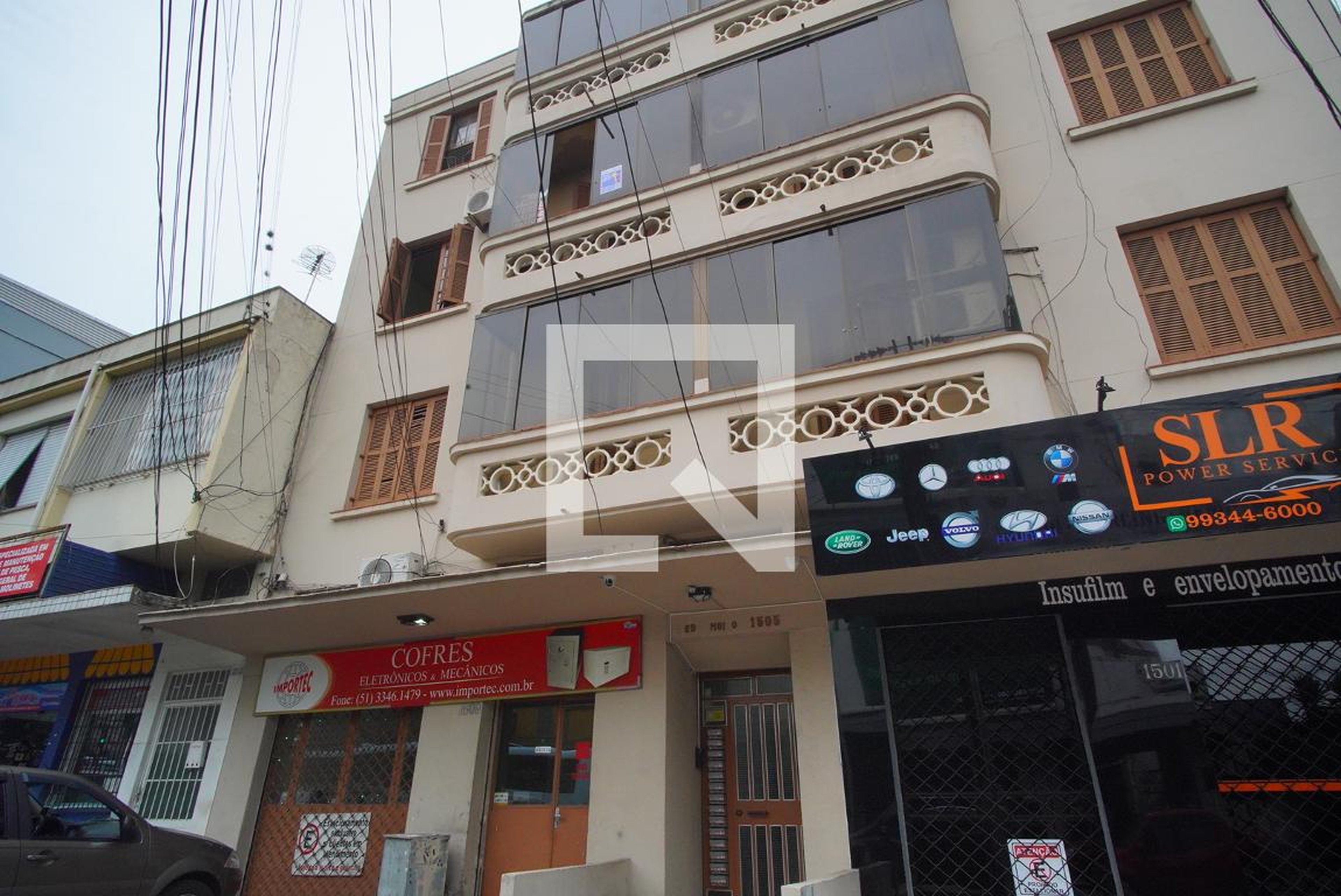 Fachada Condomínio em Avenida Brasil, 1505