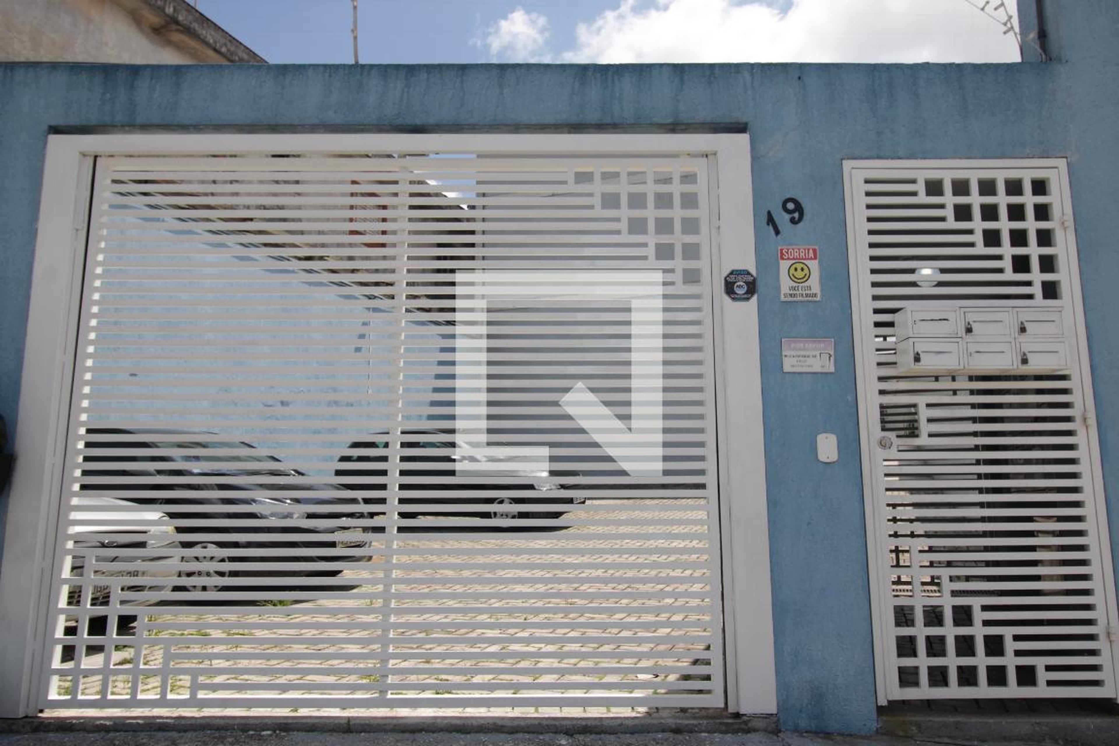 Fachada Condomínio em Avenida Doutor Pereira Vergueiro, 19