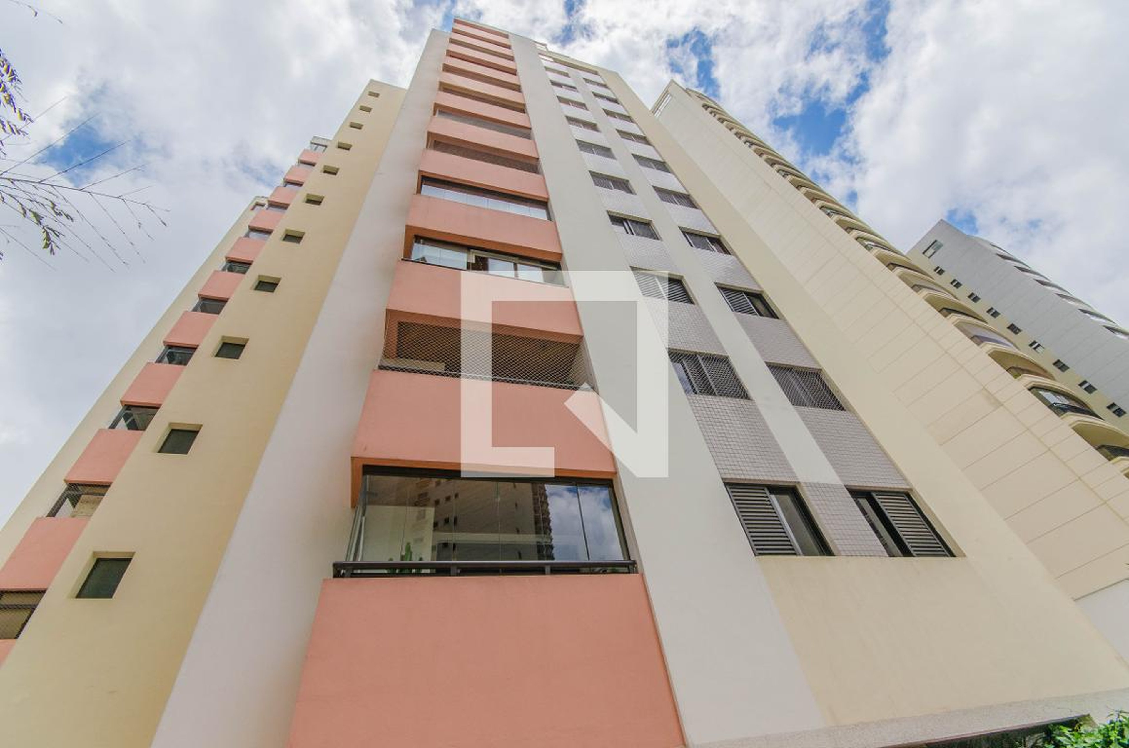 Fachada do Prédio Edifício Flamboyant