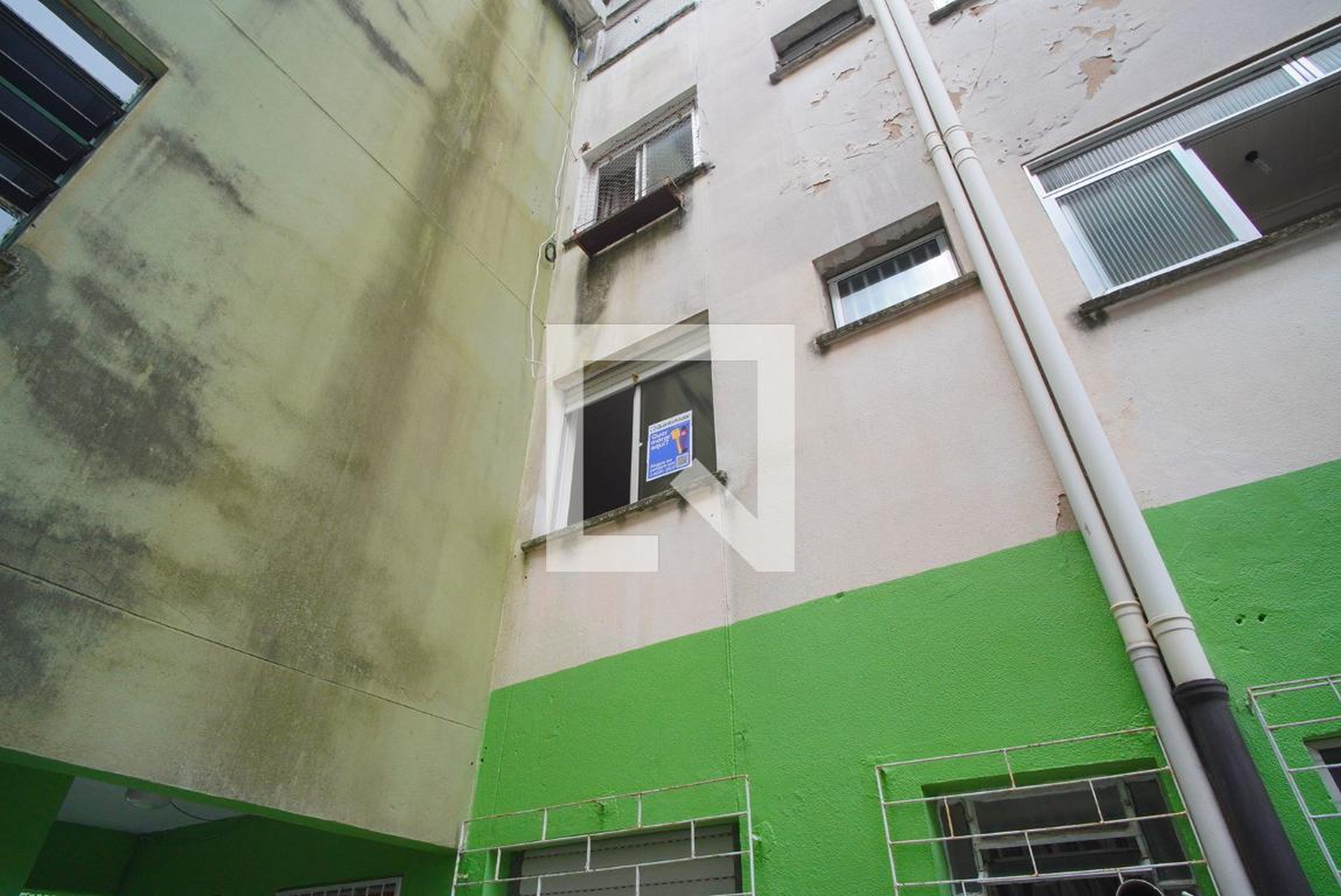 Fachada Condomínio em Rua dos Maias, 1413