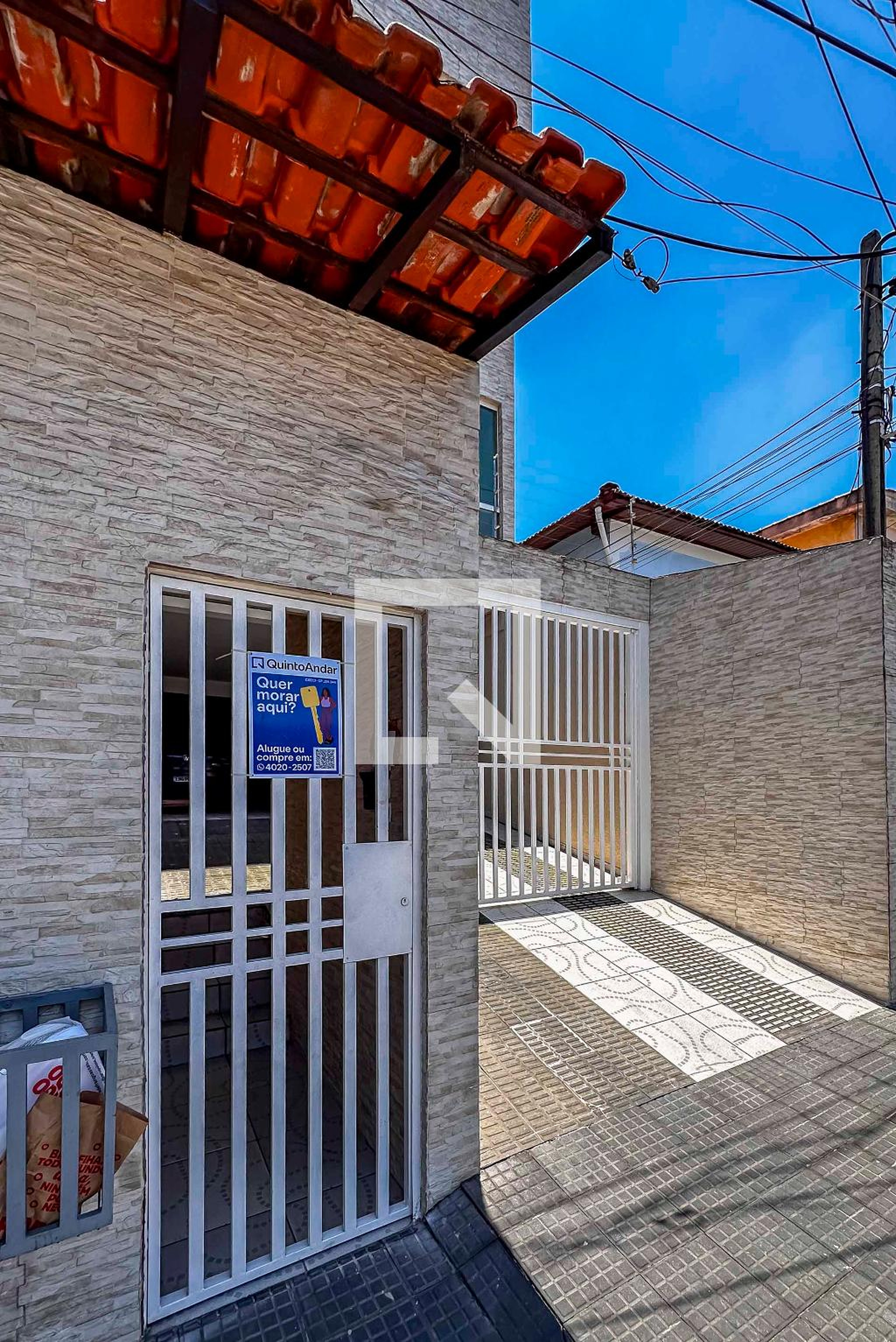 Fachada Condomínio em Avenida Queirós Filho, 1417