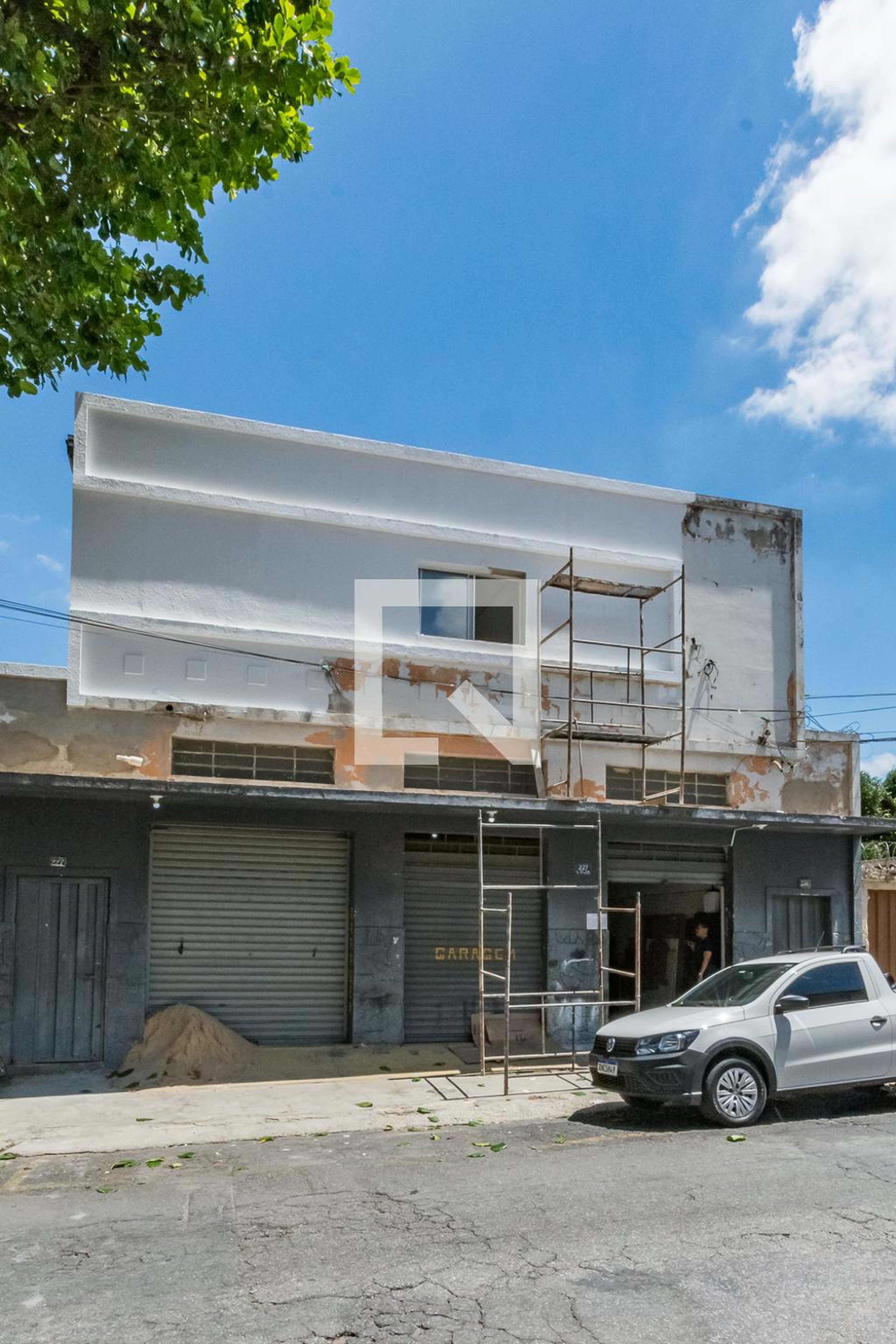 Fachada Condomínio em Rua Bráz Baltazar, 227