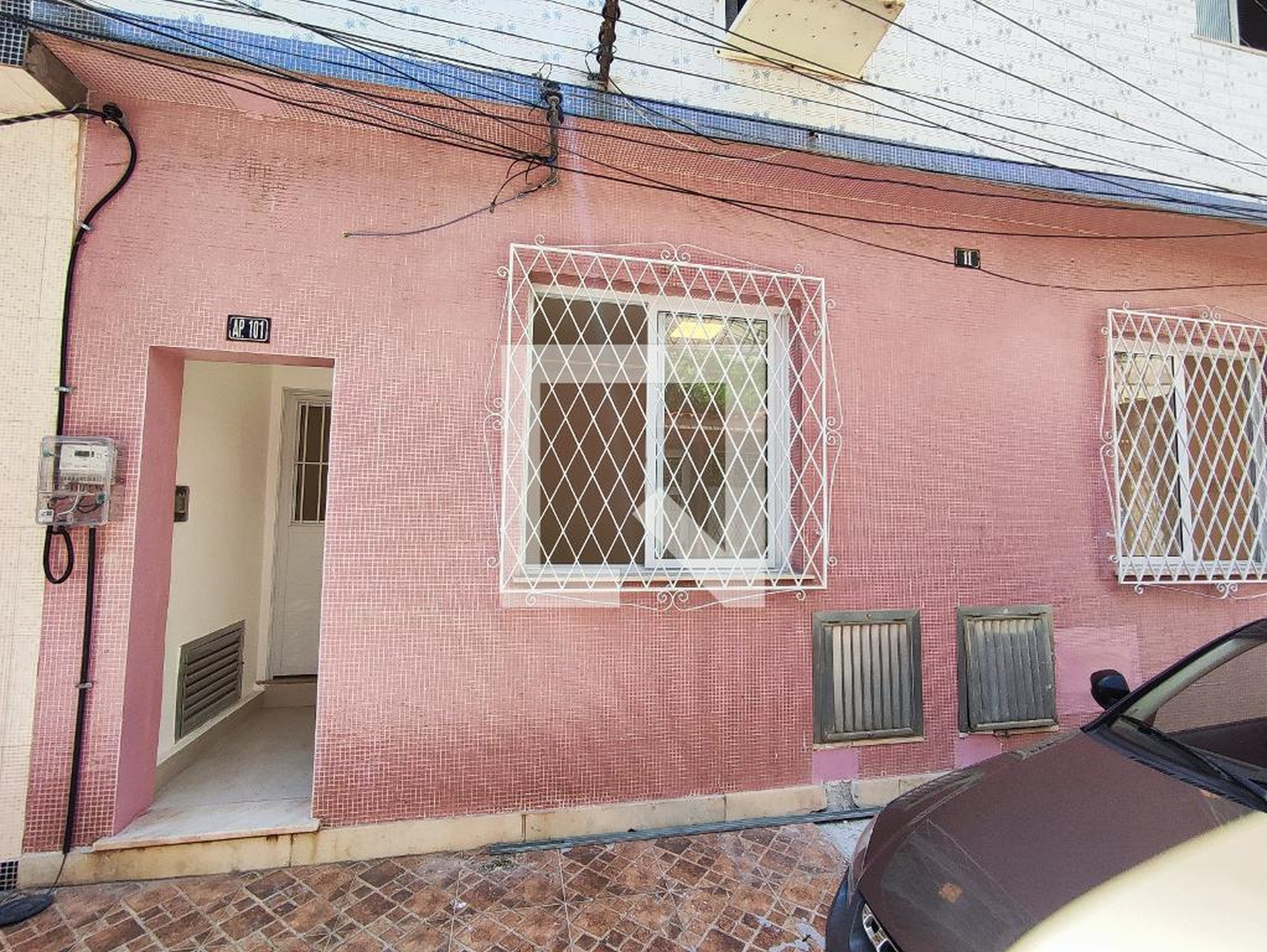 Fachada Condomínio em Rua Paulo Silva Araújo, 132