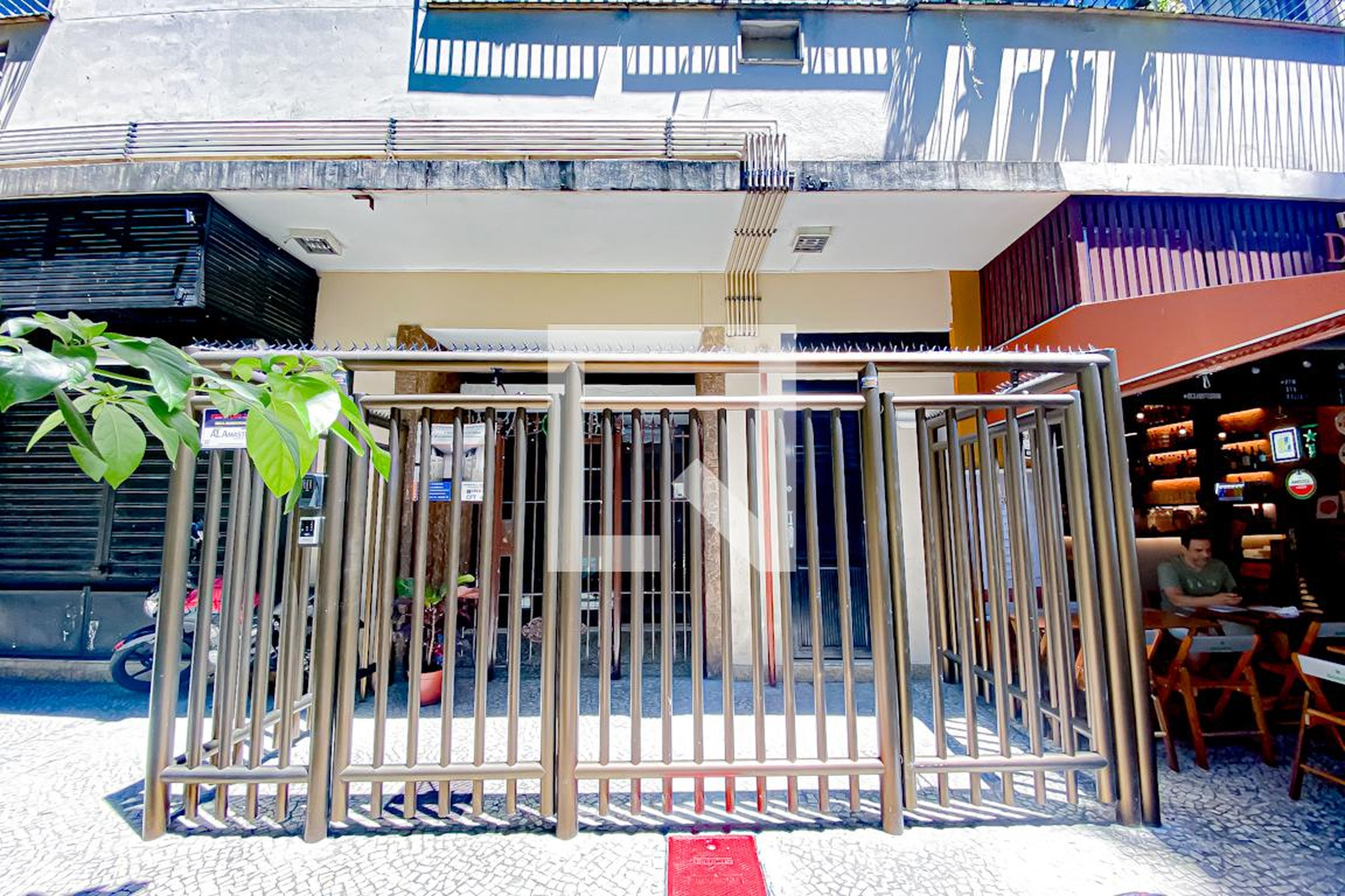 FACHADA Condomínio em Travessa dos Tamoios, 32