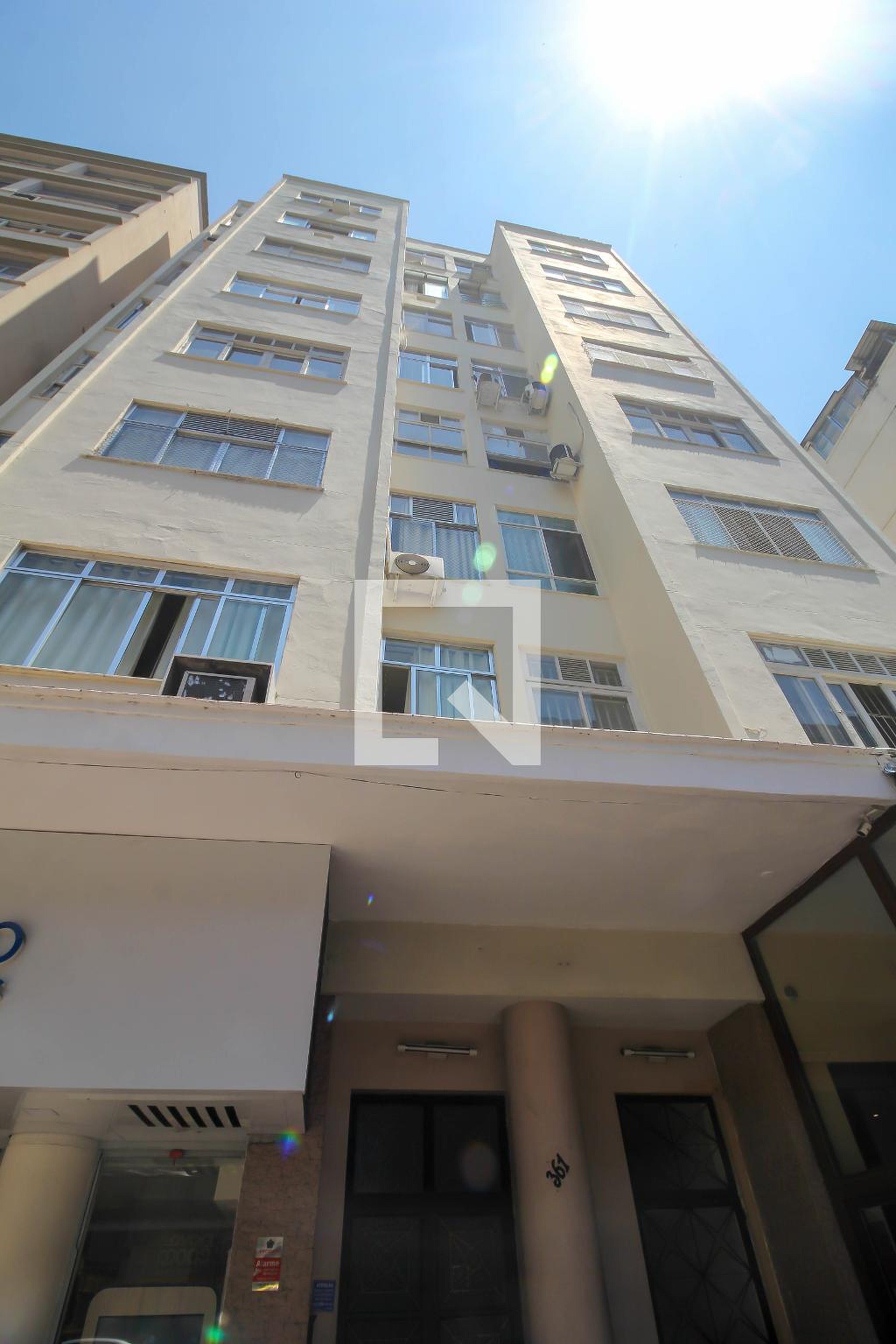 Fachada do Prédio Condomínio em Rua Voluntários da Pátria, 361