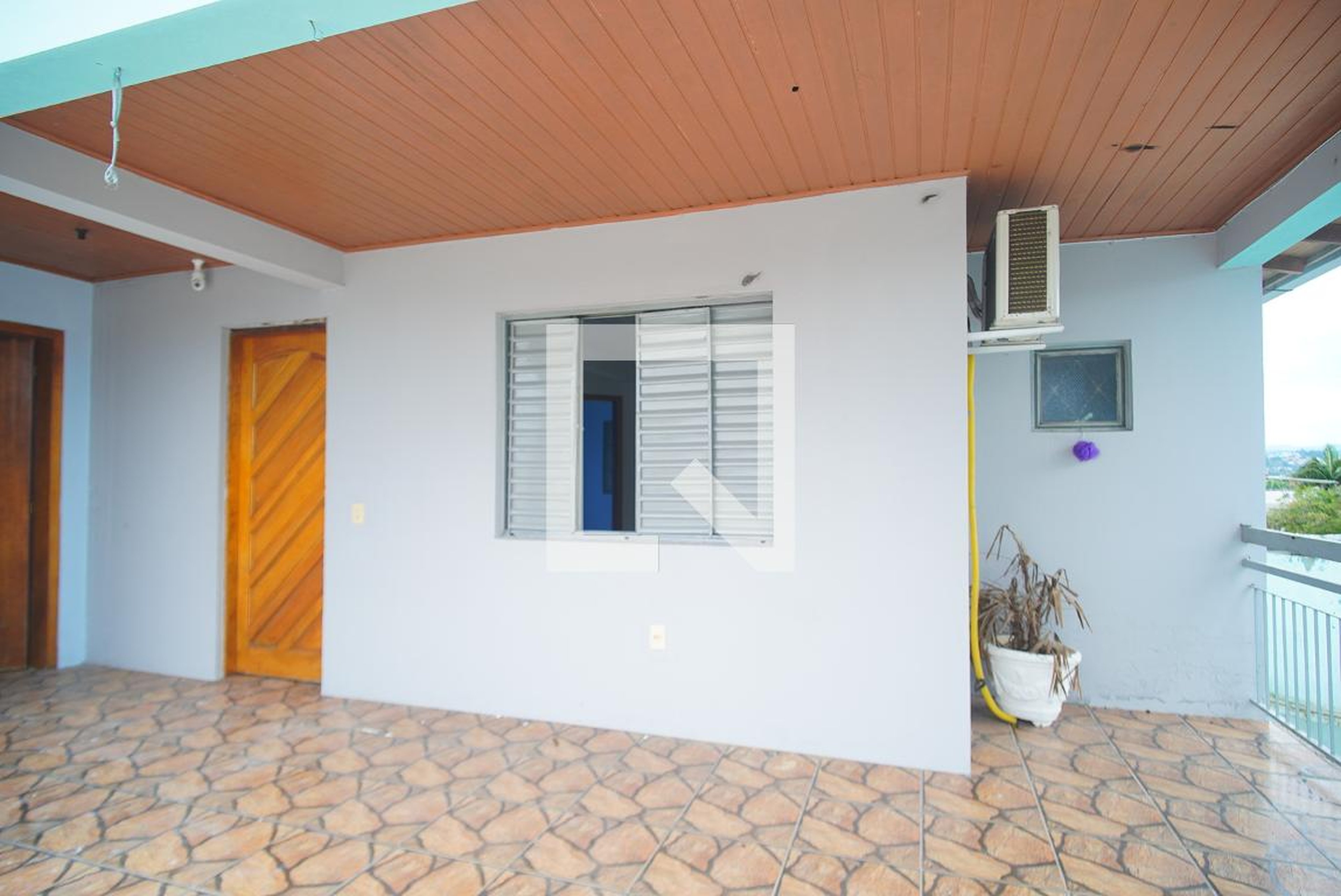 Fachada Condomínio em Rua Guilherme Vielitz, 481