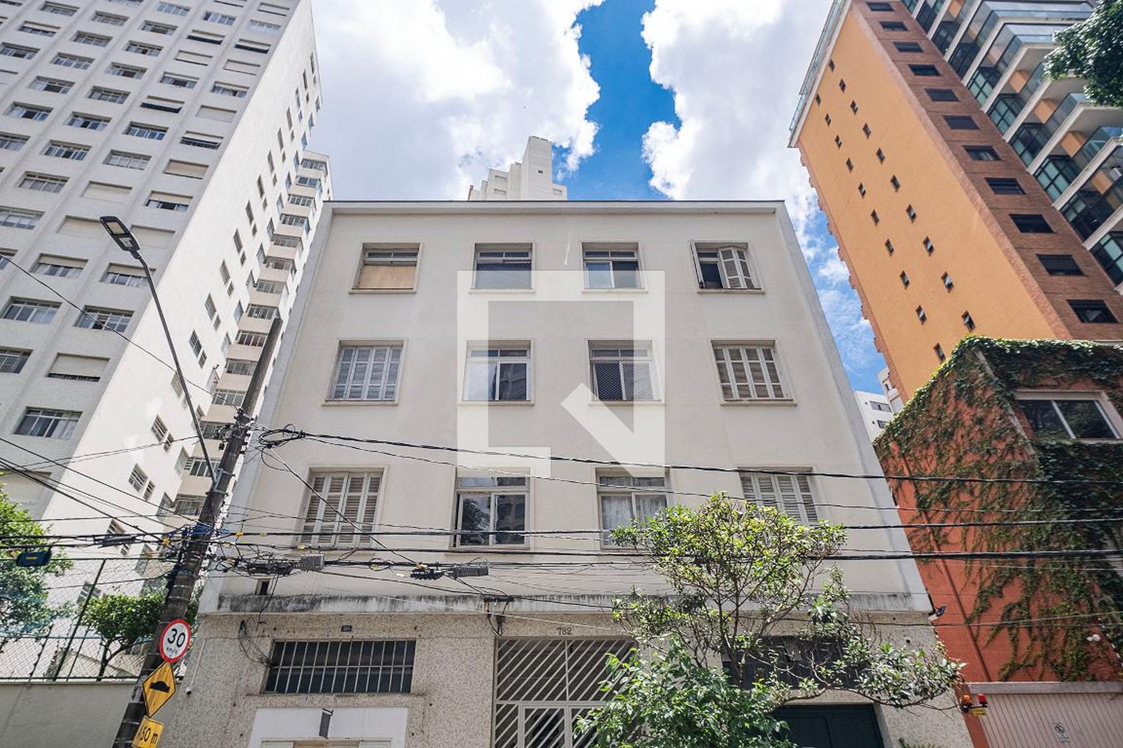 Fachada Condomínio Maria Tereza