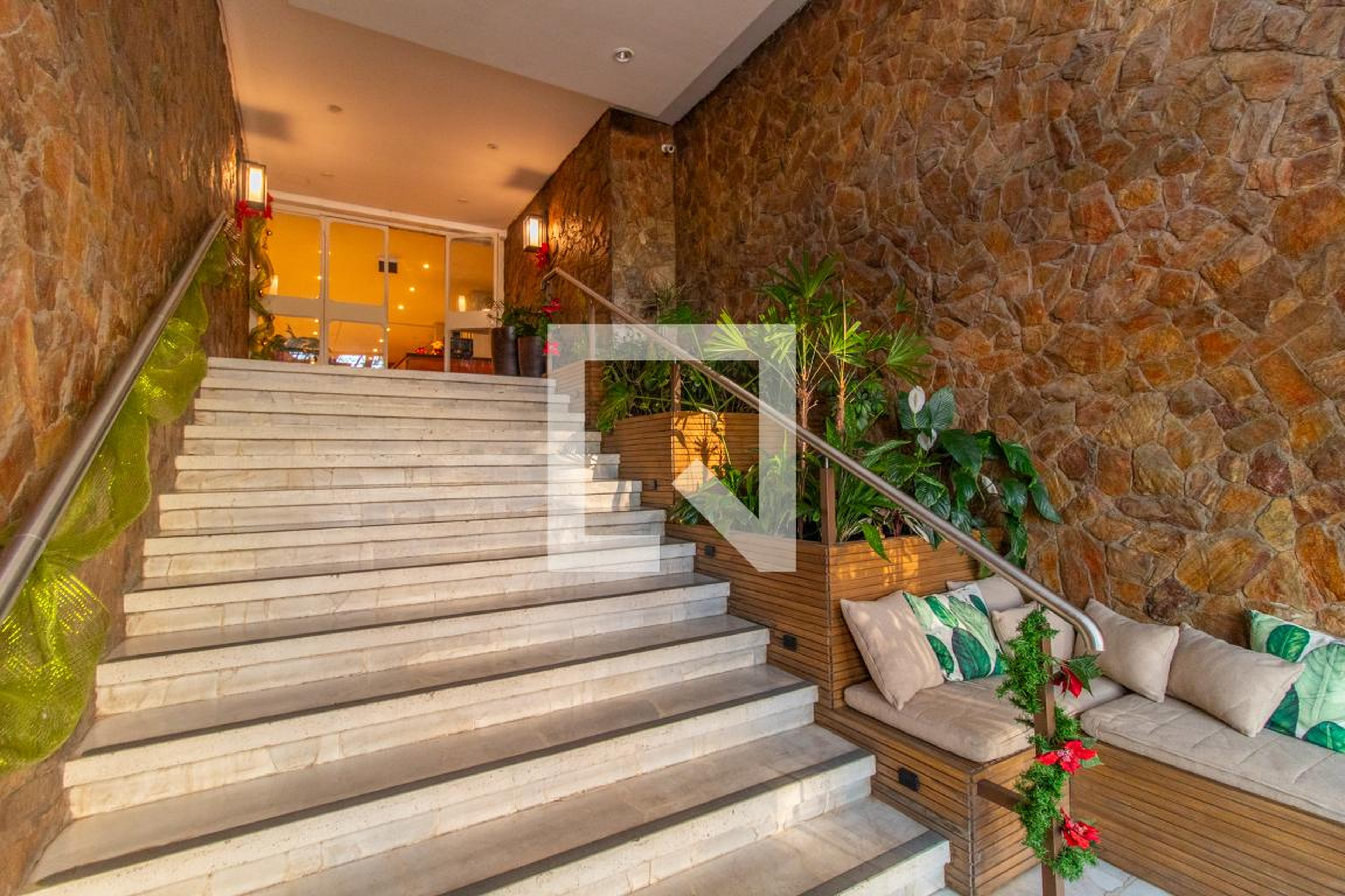 Entrada do Prédio - San Marino II