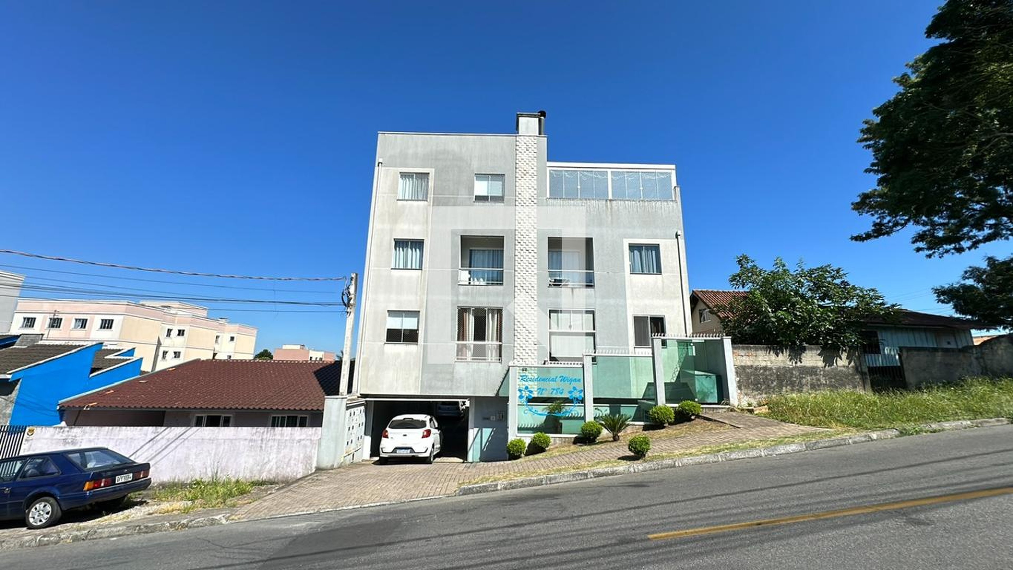 Fachada Condomínio em Rua Francisco Toczek, 784