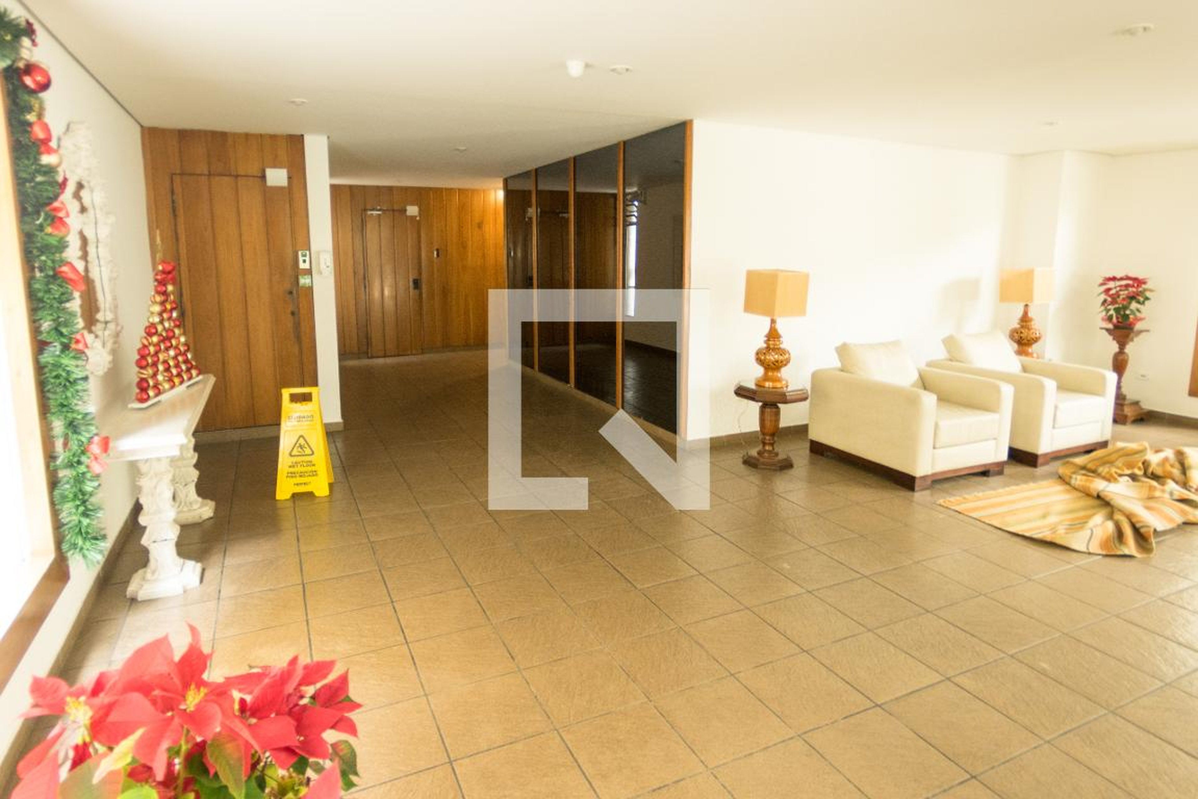 Hall de entrada - Edifício Pedra Verde