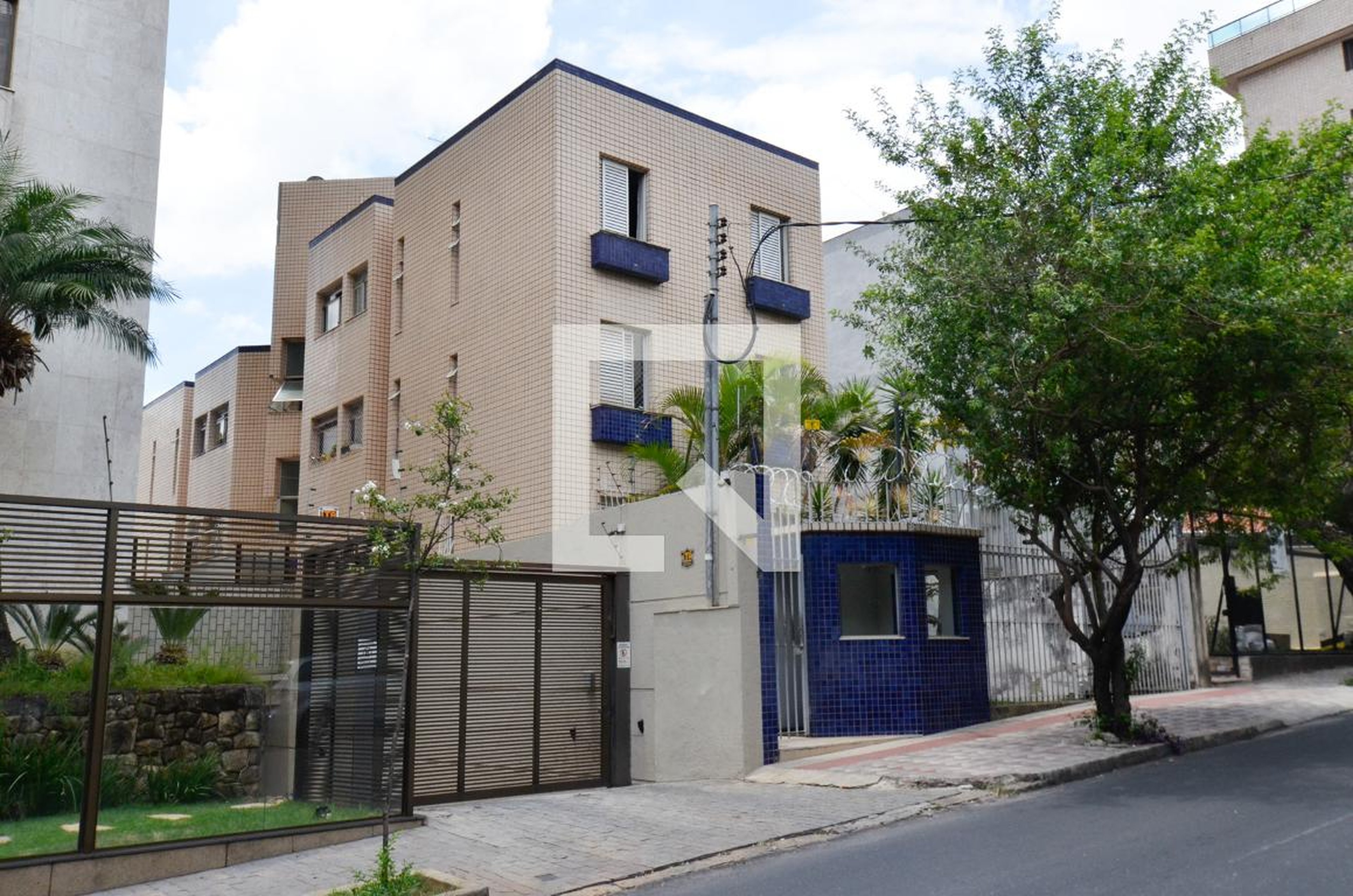 Fachada do predio Condomínio em Rua Pium-Í, 180