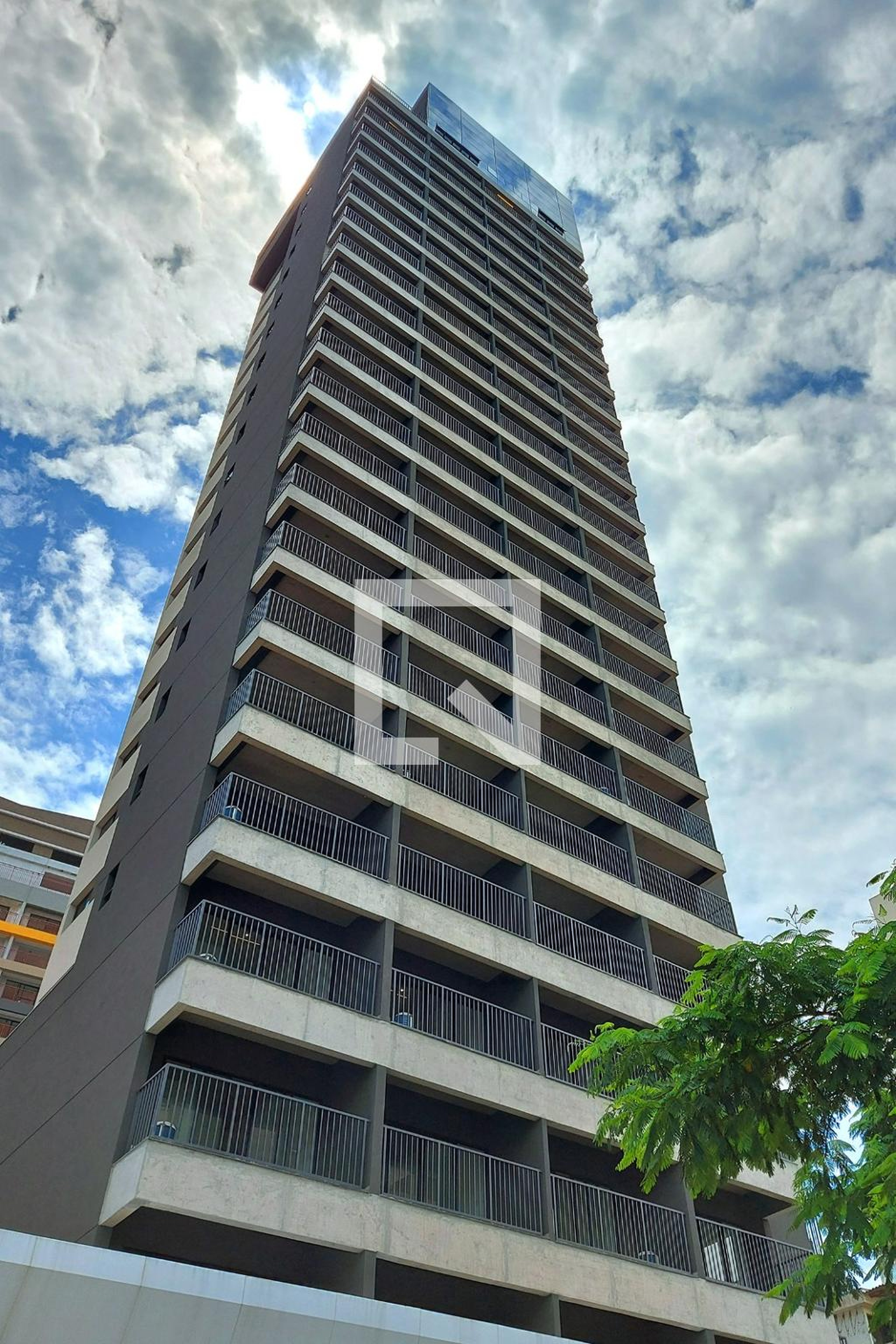 Fachada Condomínio em Rua Barata Ribeiro, 106