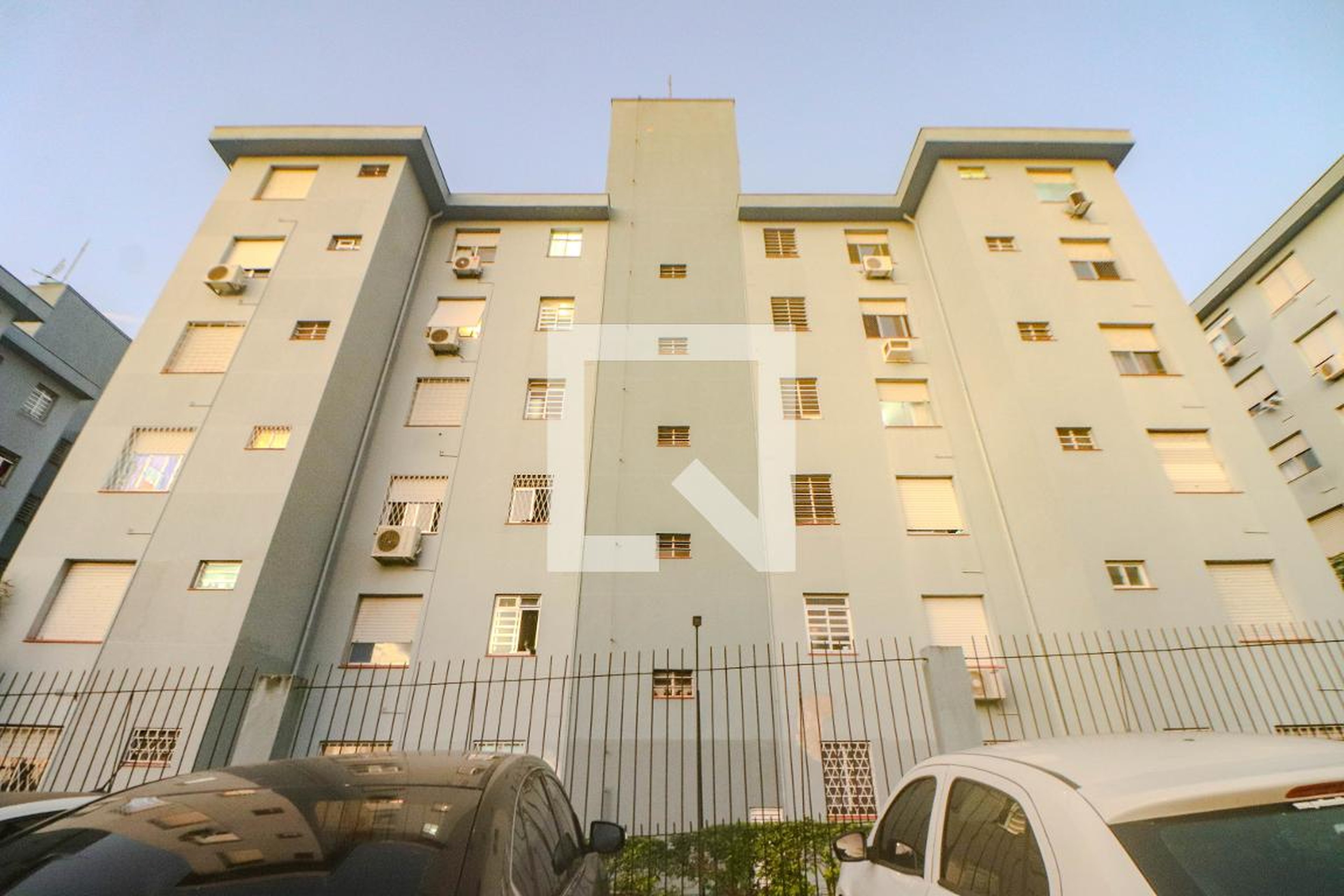 Fachada Condomínio em Avenida Professor Oscar Pereira, 1090