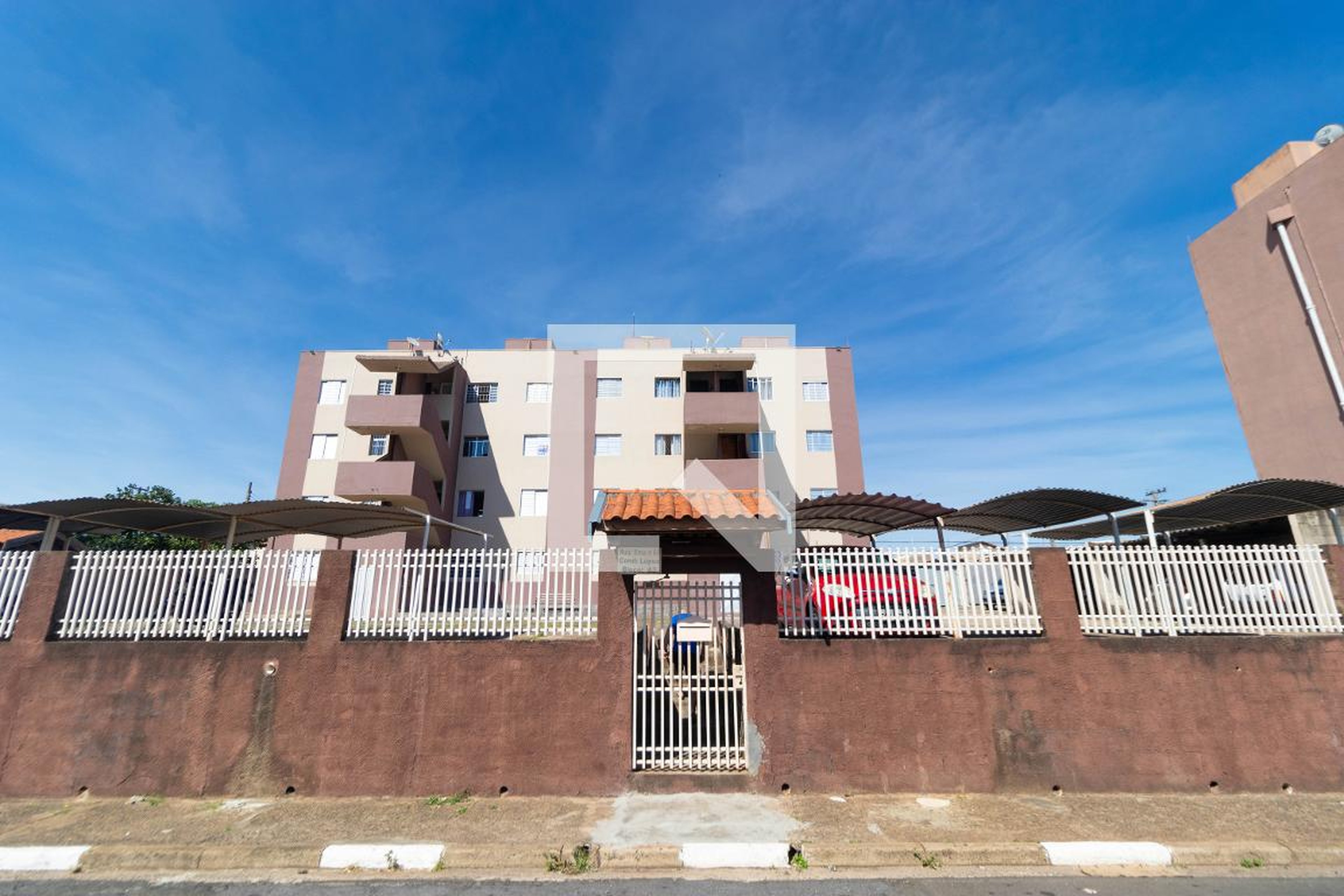 Fachada Condomínio Lupos