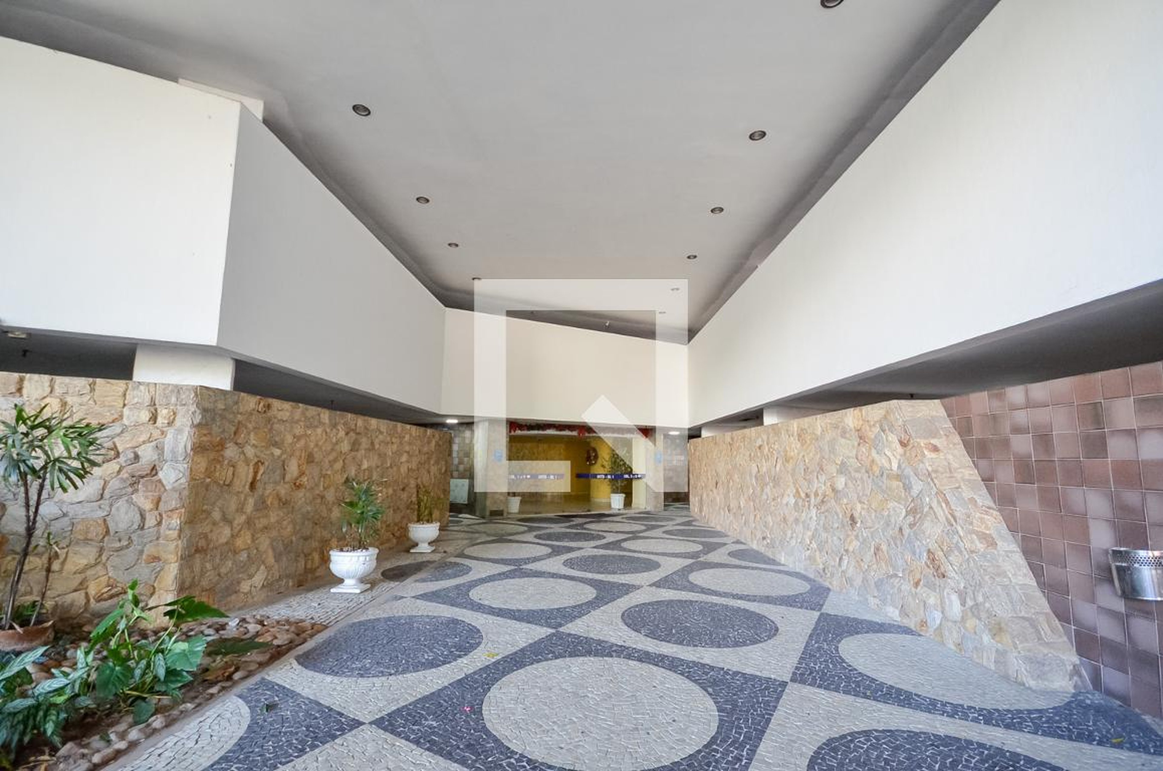 Hall de entrada - Residencial Santa Amélia