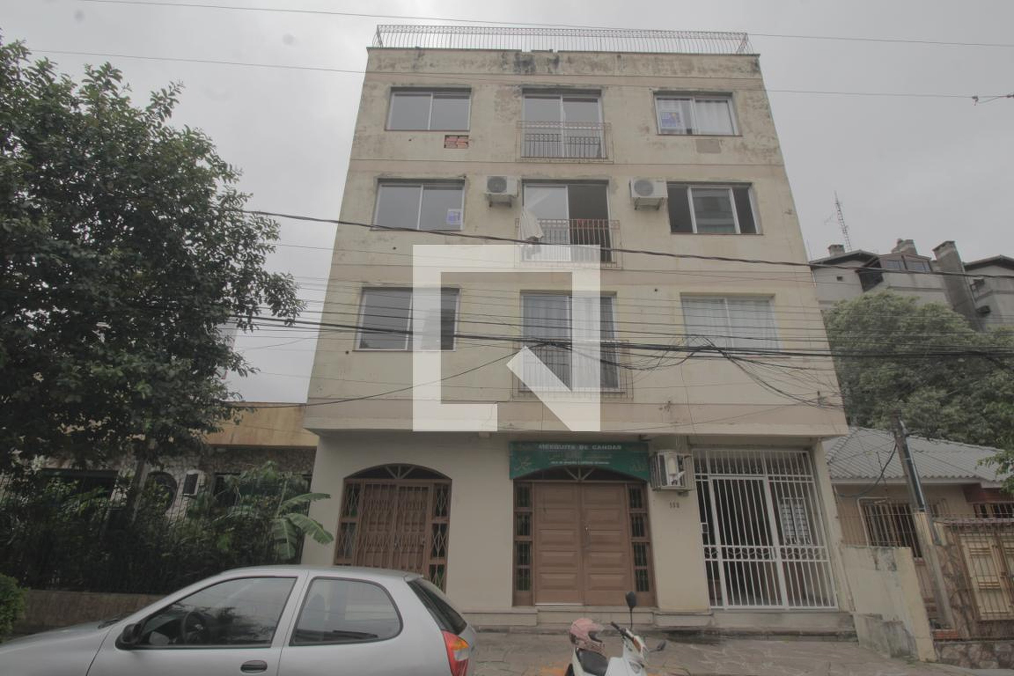 Fachada do Prédio Condomínio em Rua Napoleão Laureano, 158