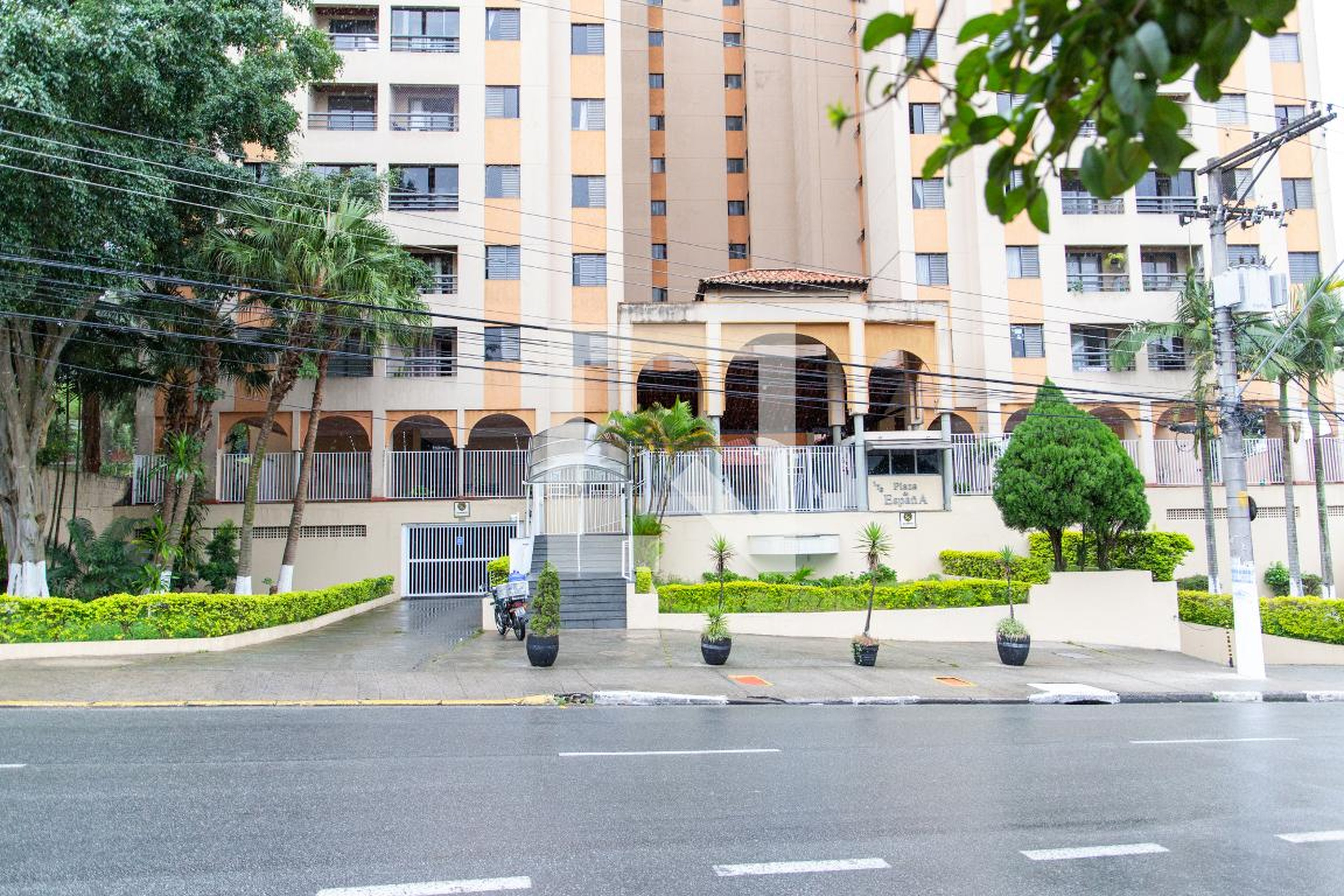 Fachada do Prédio Condomínio Plaza Spana Dois
