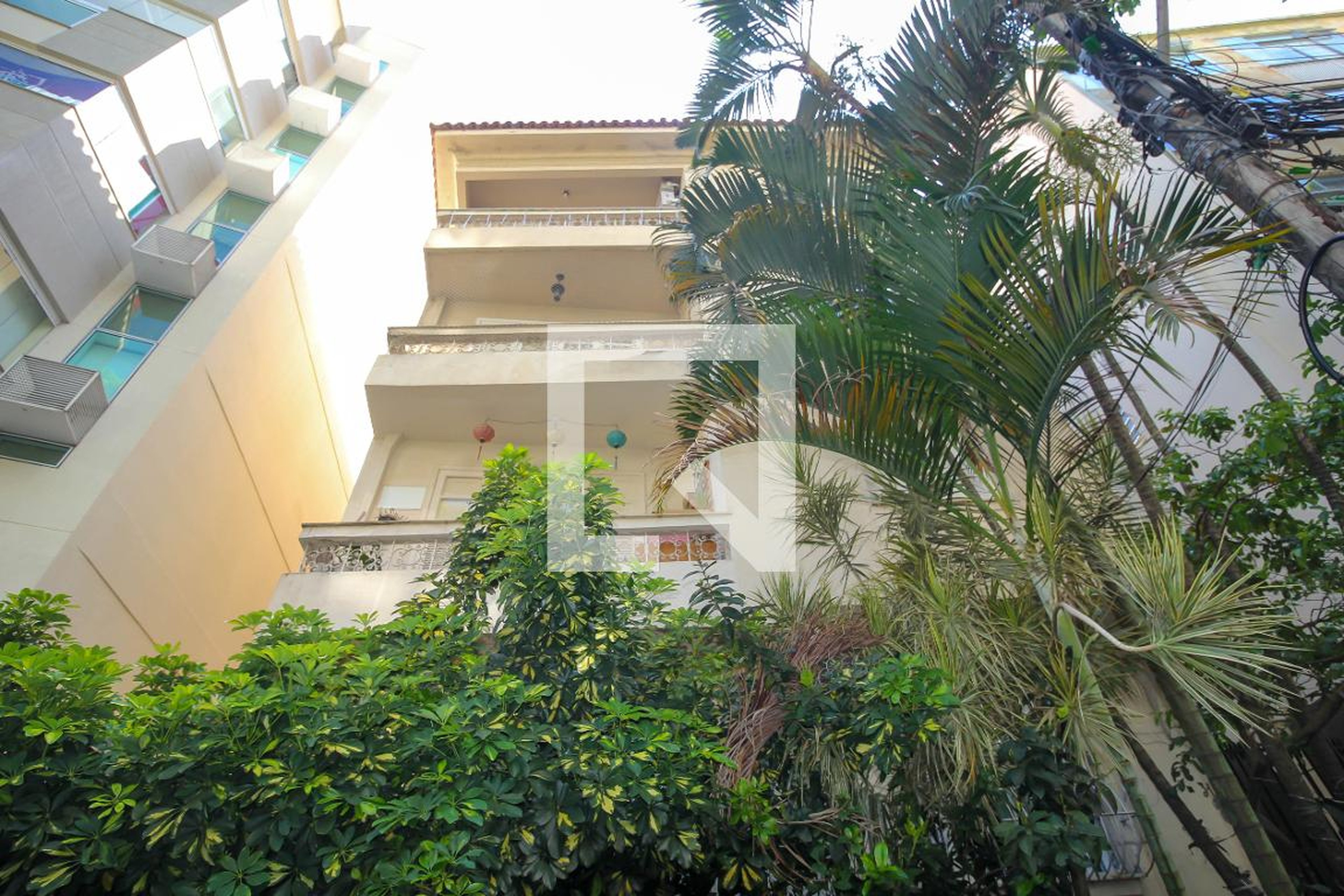 Fachada do Prédio Condomínio em Rua General Cristóvão Barcelos, 31