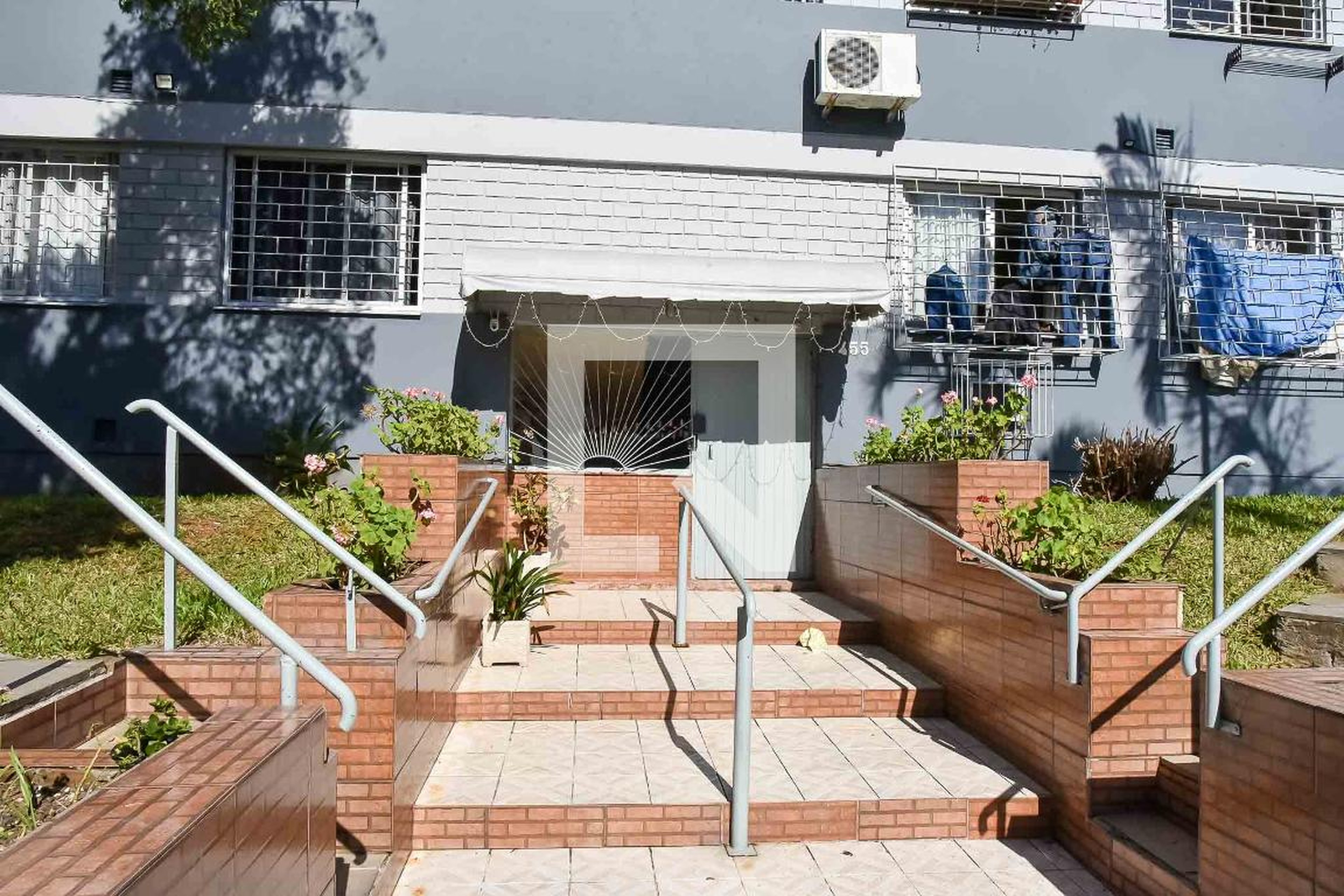 Entrada - Pitangueiras