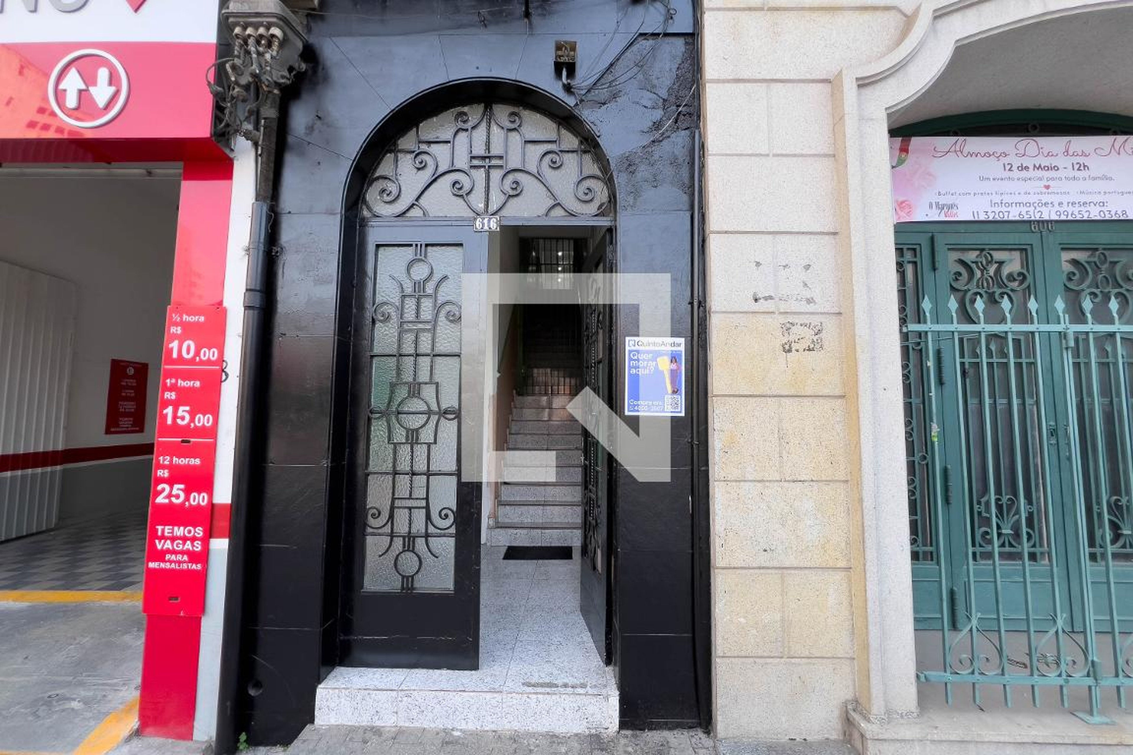 Fachada Condomínio em Avenida da Liberdade, 616