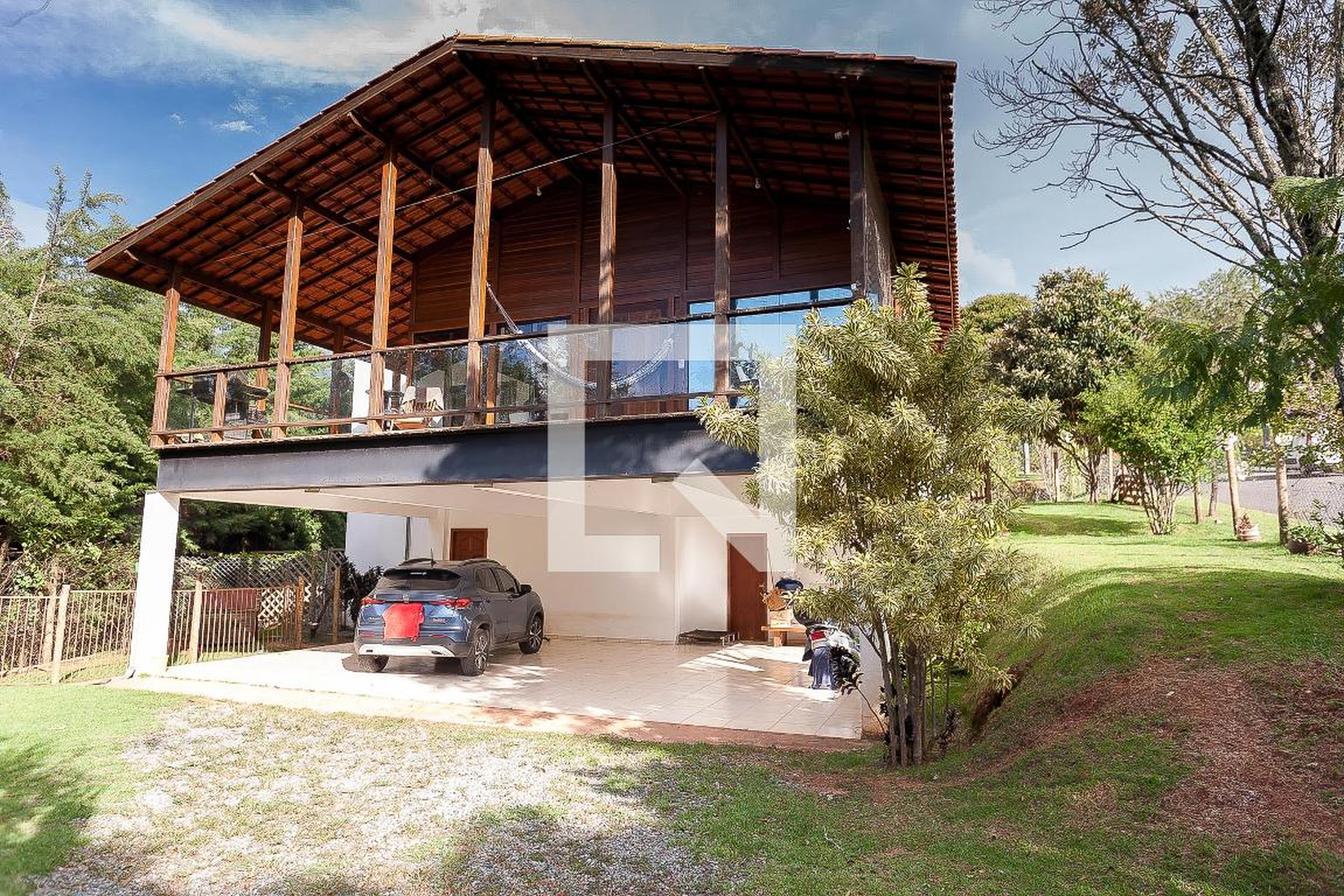 fachada Condomínio em Rua Vereda das Estrelas, 190