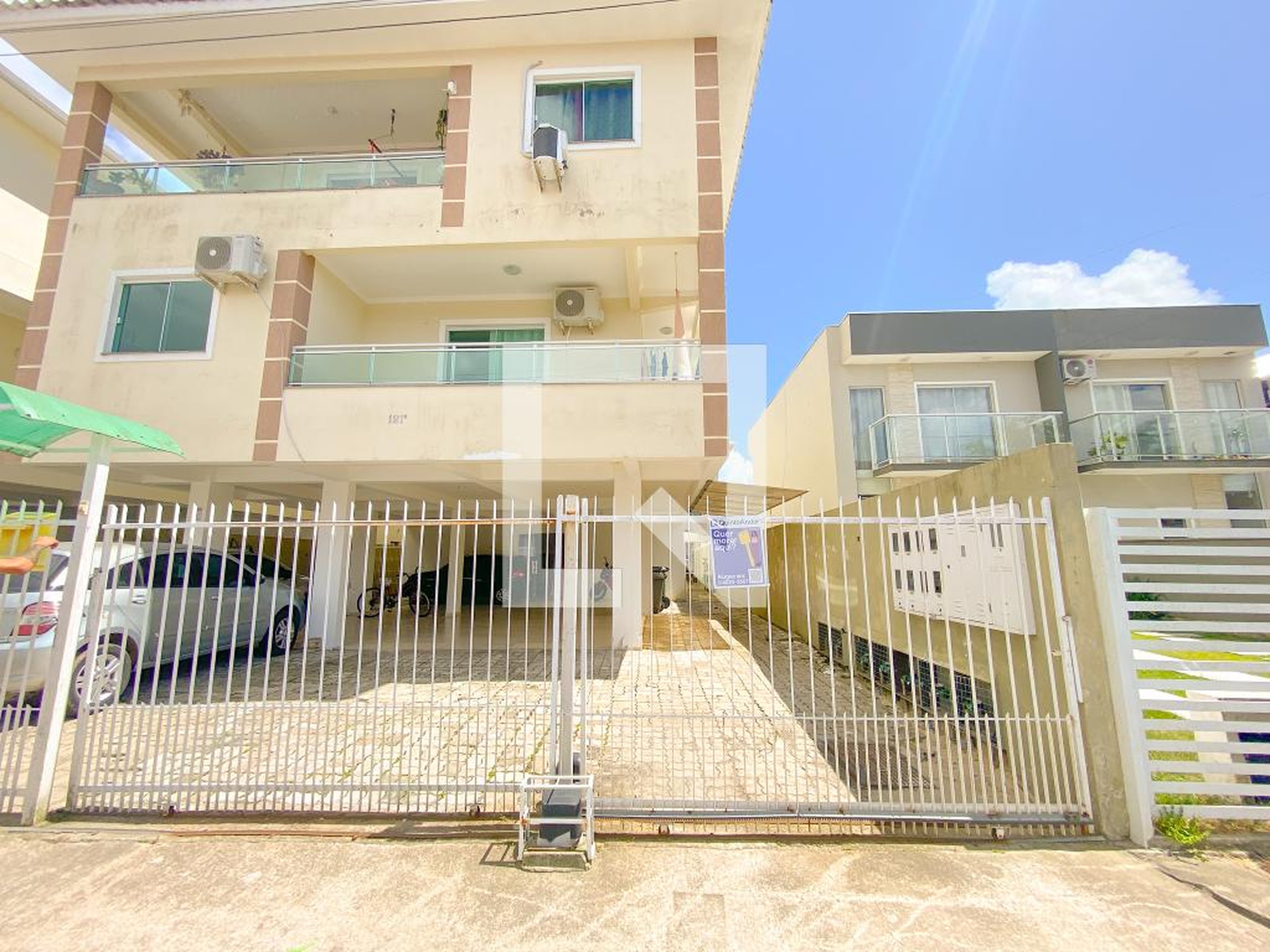 Fachada do Prédio Condomínio em Travessa Lua Nova, 121