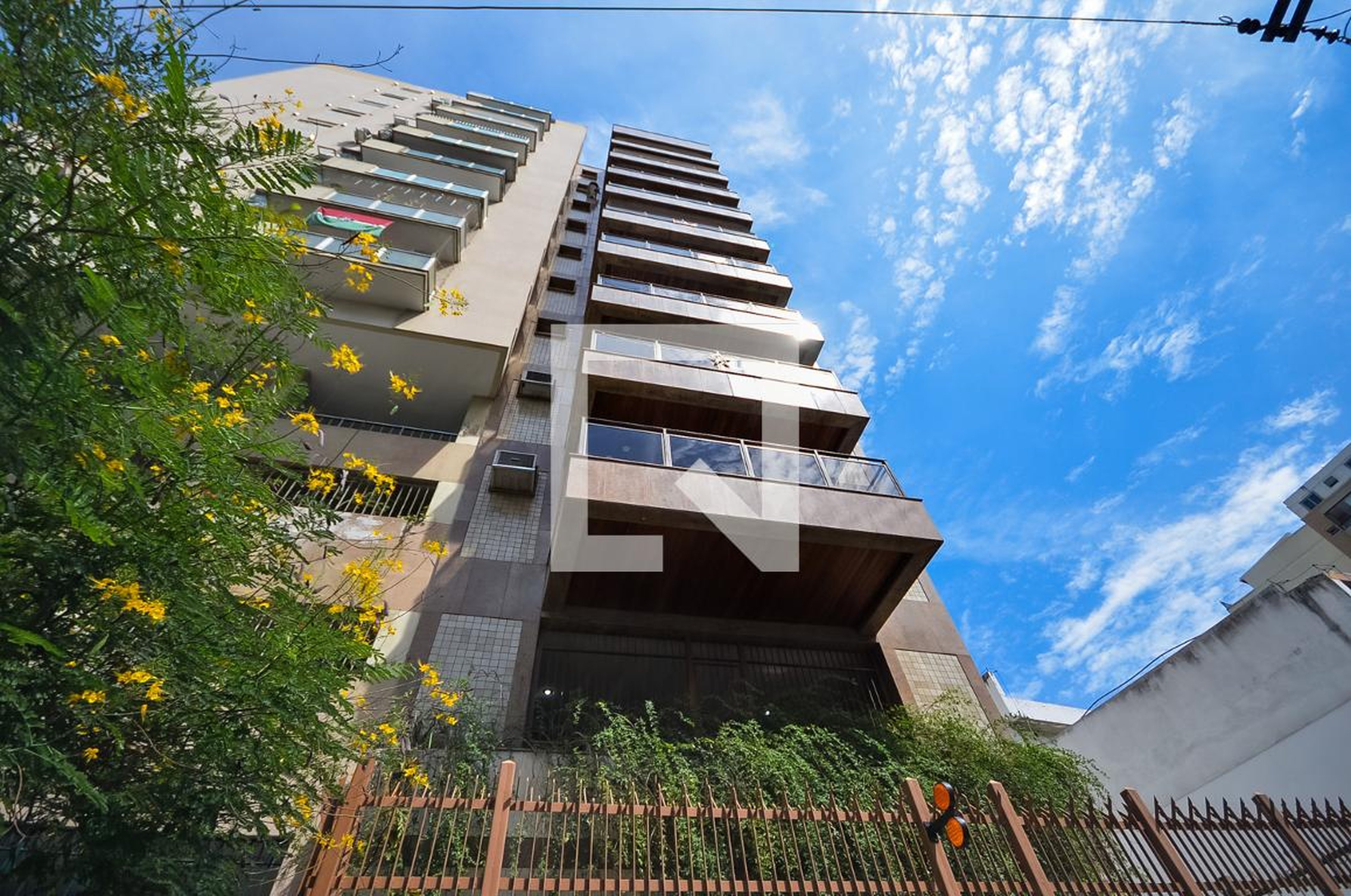 Fachada Edifício Hadimarc IV