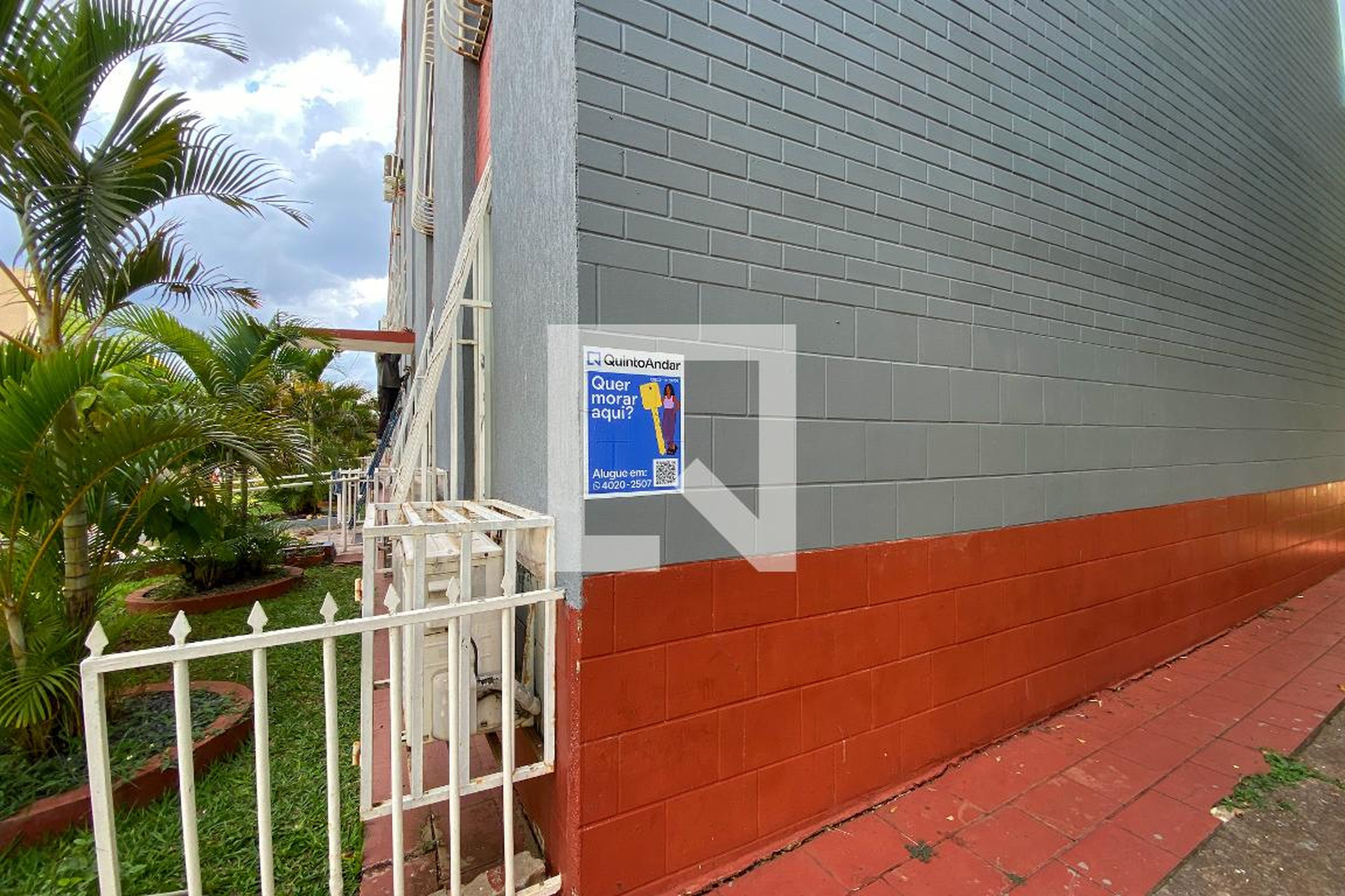 Fachada Condomínio em SHCS SQS 413 BL Q, s/n