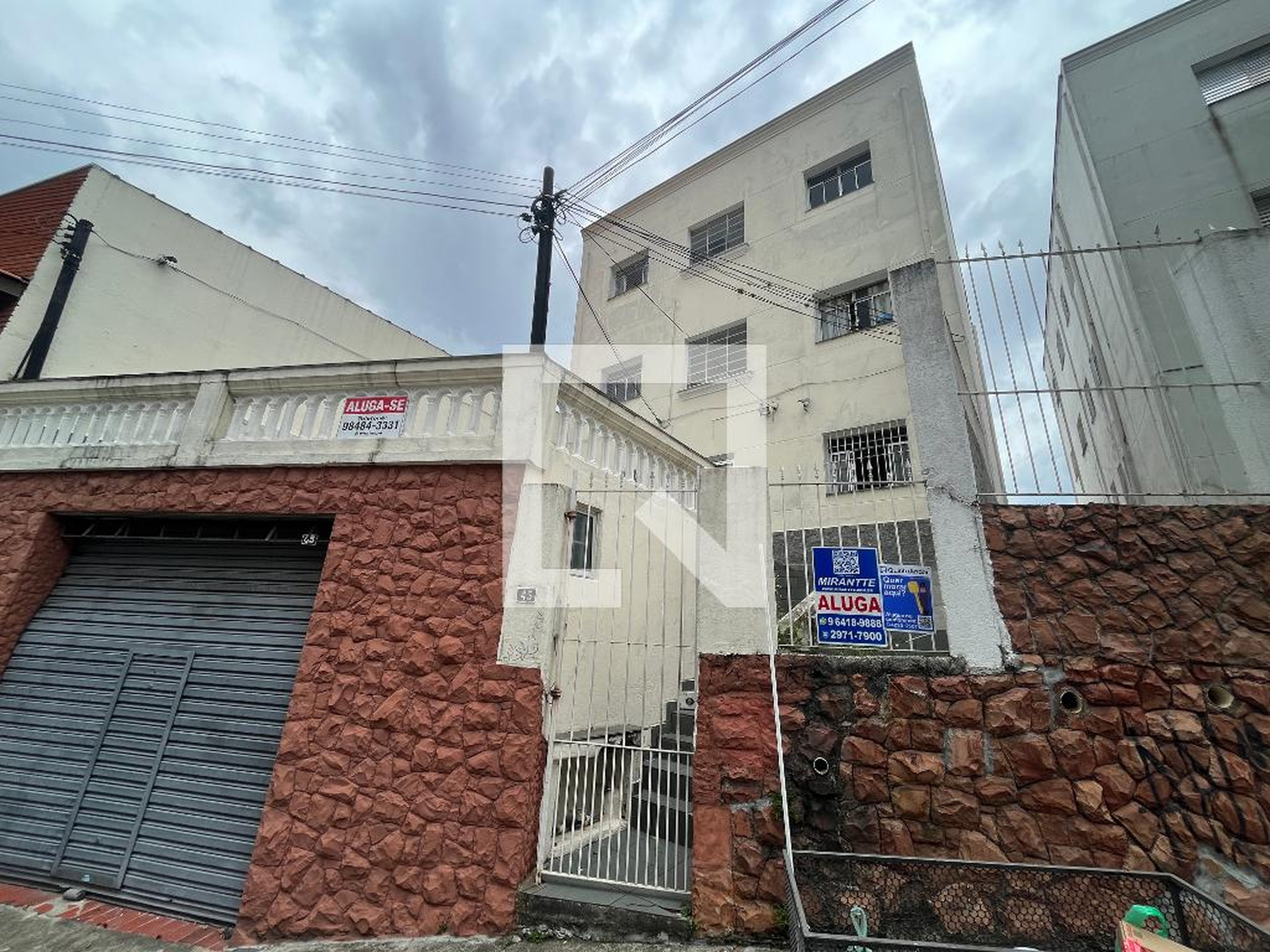 Fachada do Prédio Condomínio em Rua Joaquim Norberto, 45