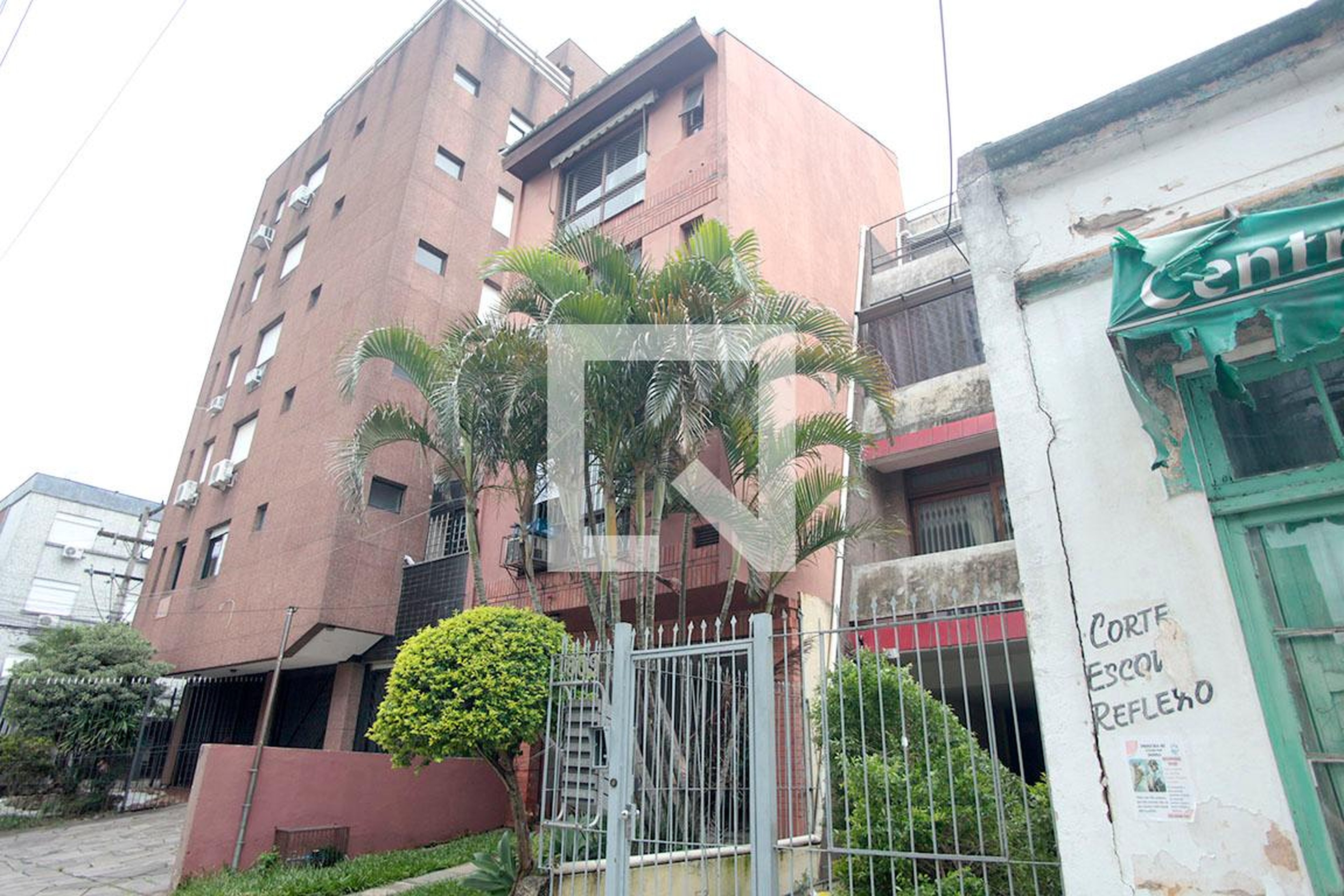 Fachada Condomínio em Rua São Manoel, 1813