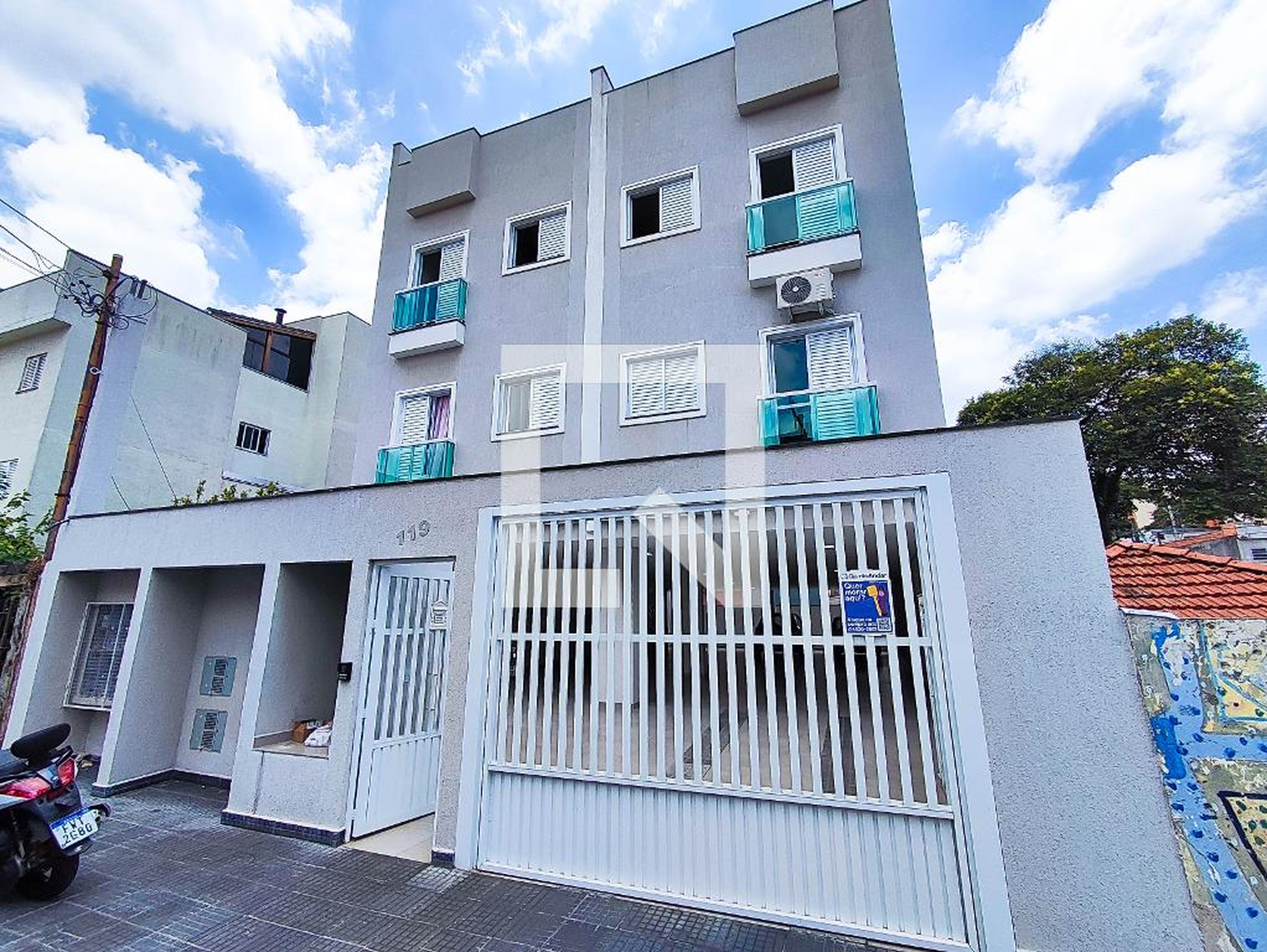 Fachada Condomínio em Rua Grécia, 119