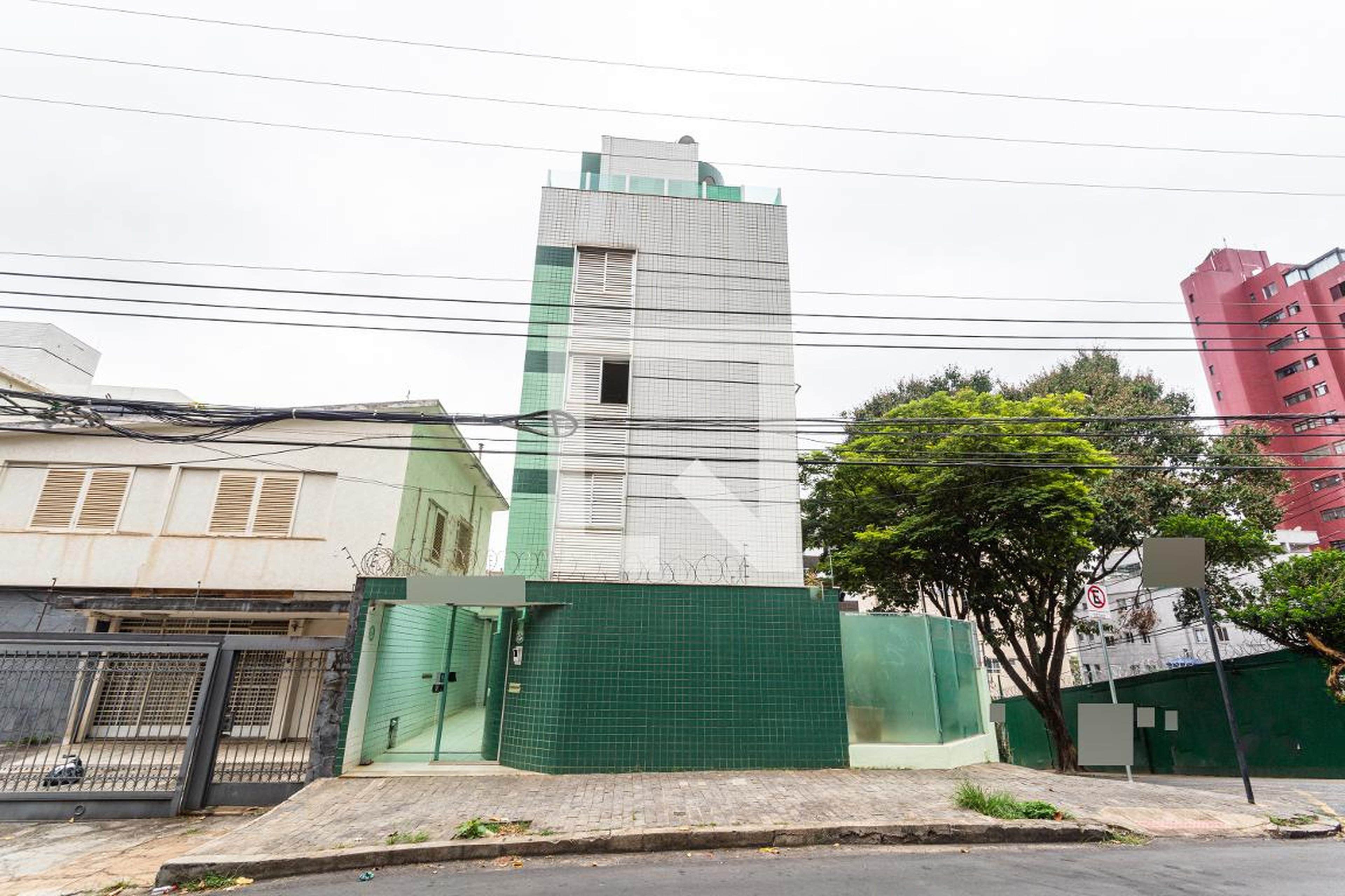 Fachada Condomínio em Rua Raimundo Corrêia, 123