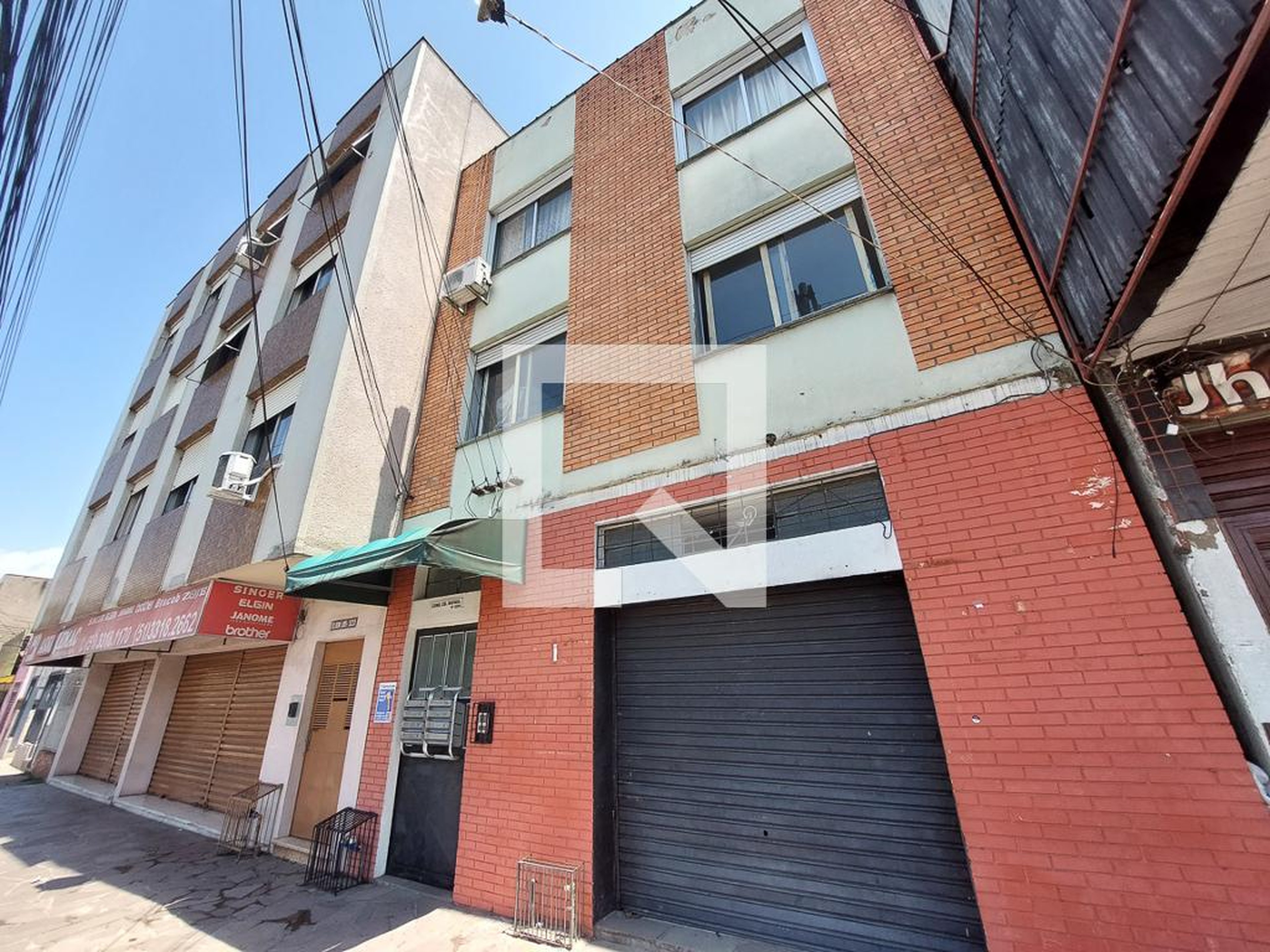 Fachada do Prédio Condomínio em Av. Bento Gonçalves, 3229